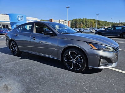 2025 Nissan Altima 2.5 SR