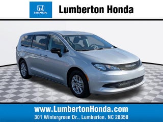 2024 Chrysler Voyager LX