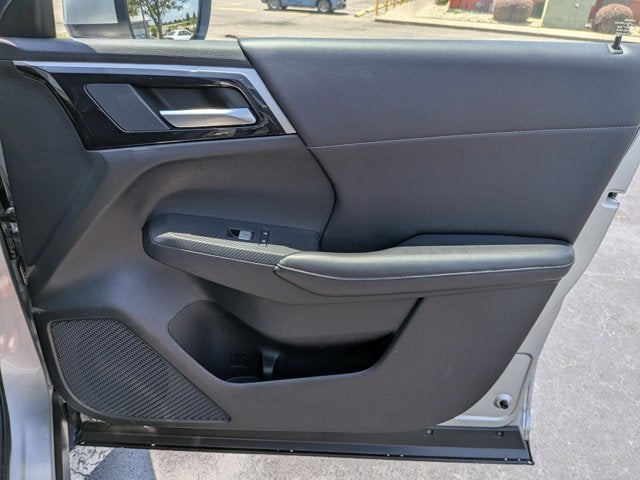 2024 Mitsubishi Outlander SE Black Edition