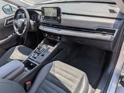 2024 Mitsubishi Outlander SE Black Edition