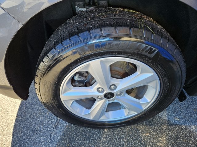 2023 Ford Edge SE