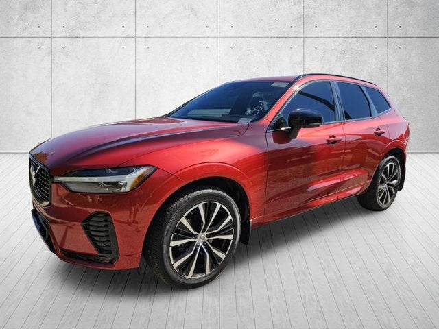 2023 Volvo XC60 Plus Dark Theme