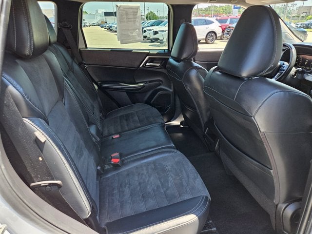 2022 Mitsubishi Outlander SE