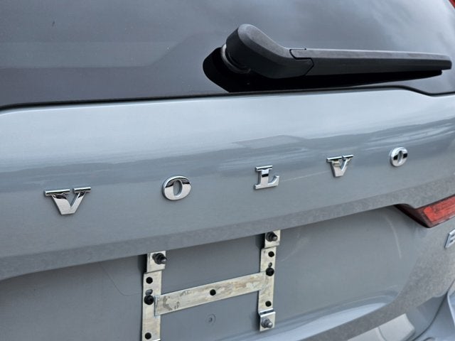 2024 Volvo XC60 Ultimate Dark Theme