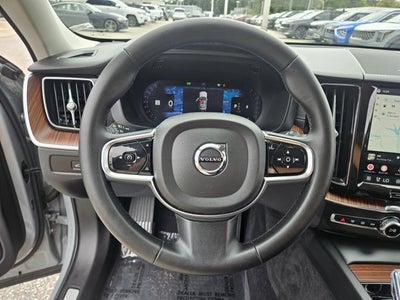 2024 Volvo XC60 Ultimate Dark Theme