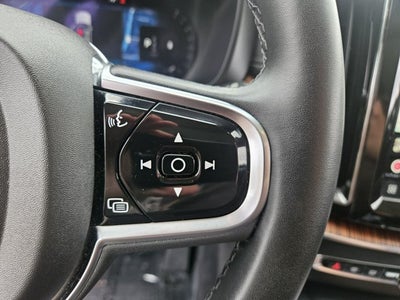 2024 Volvo XC60 Ultimate Dark Theme