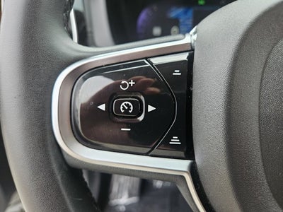 2024 Volvo XC60 Ultimate Dark Theme