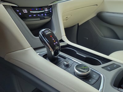 2022 Cadillac XT5 FWD Premium Luxury