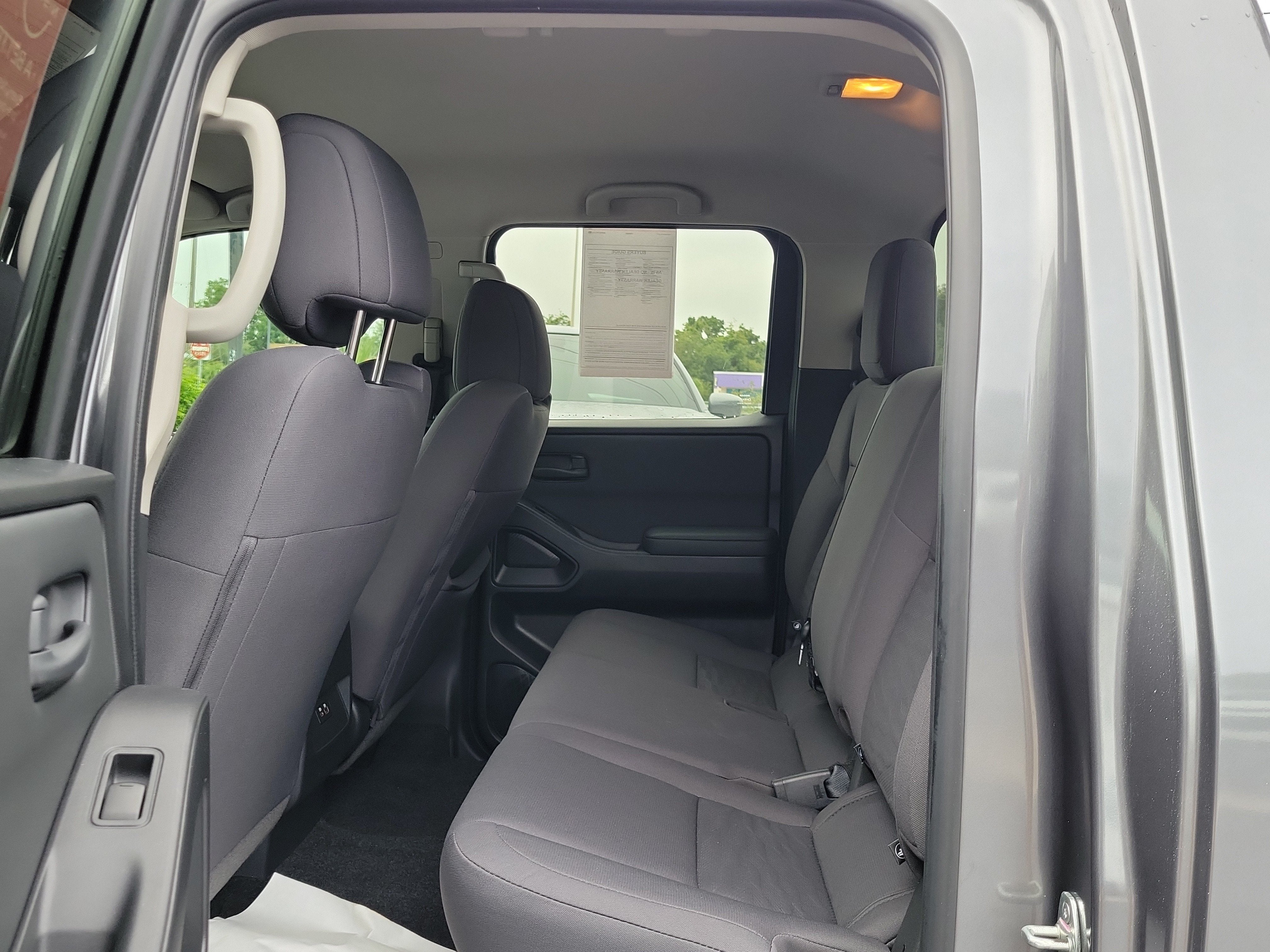 2023 Nissan Frontier S
