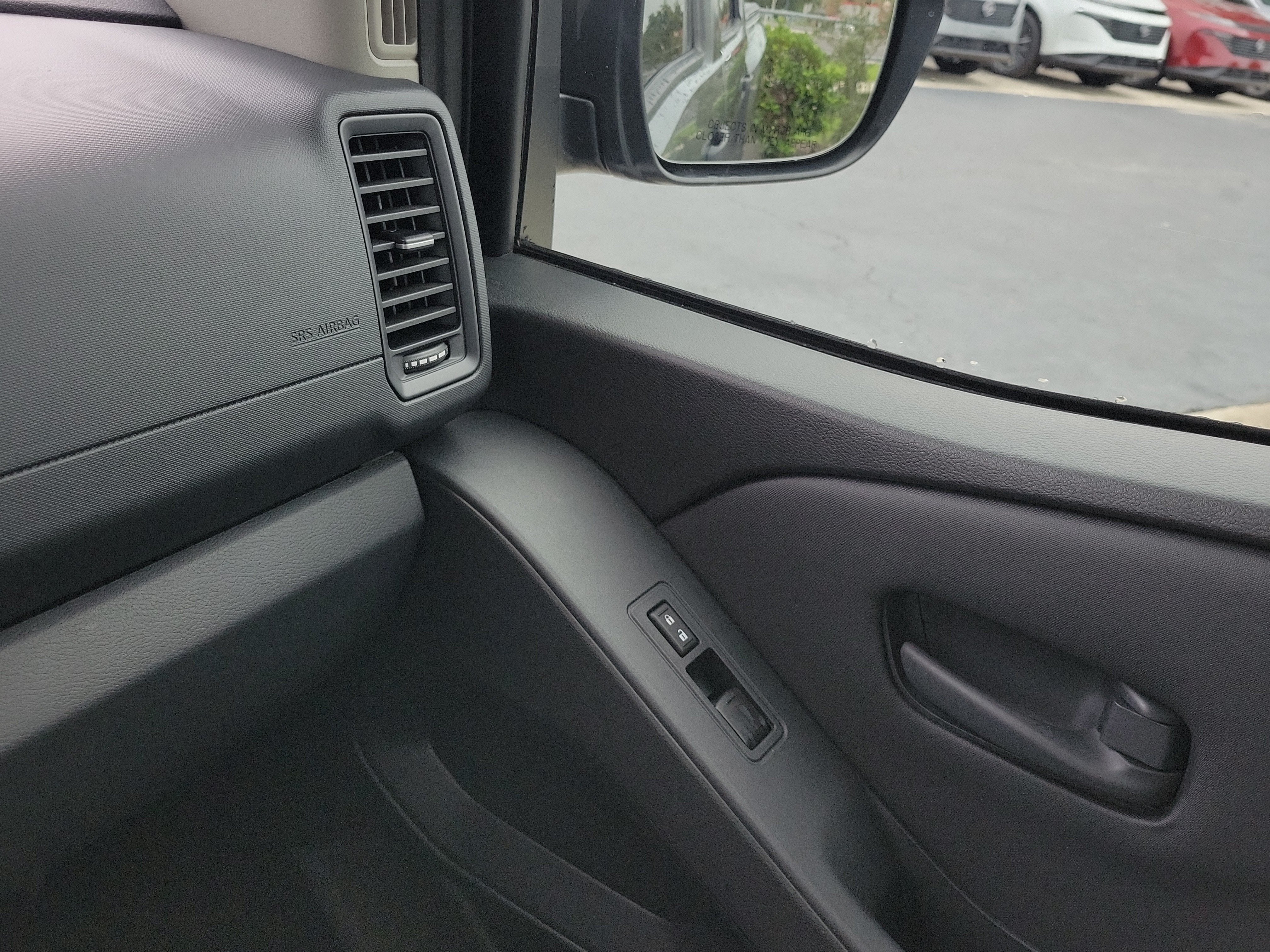 2023 Nissan Frontier S