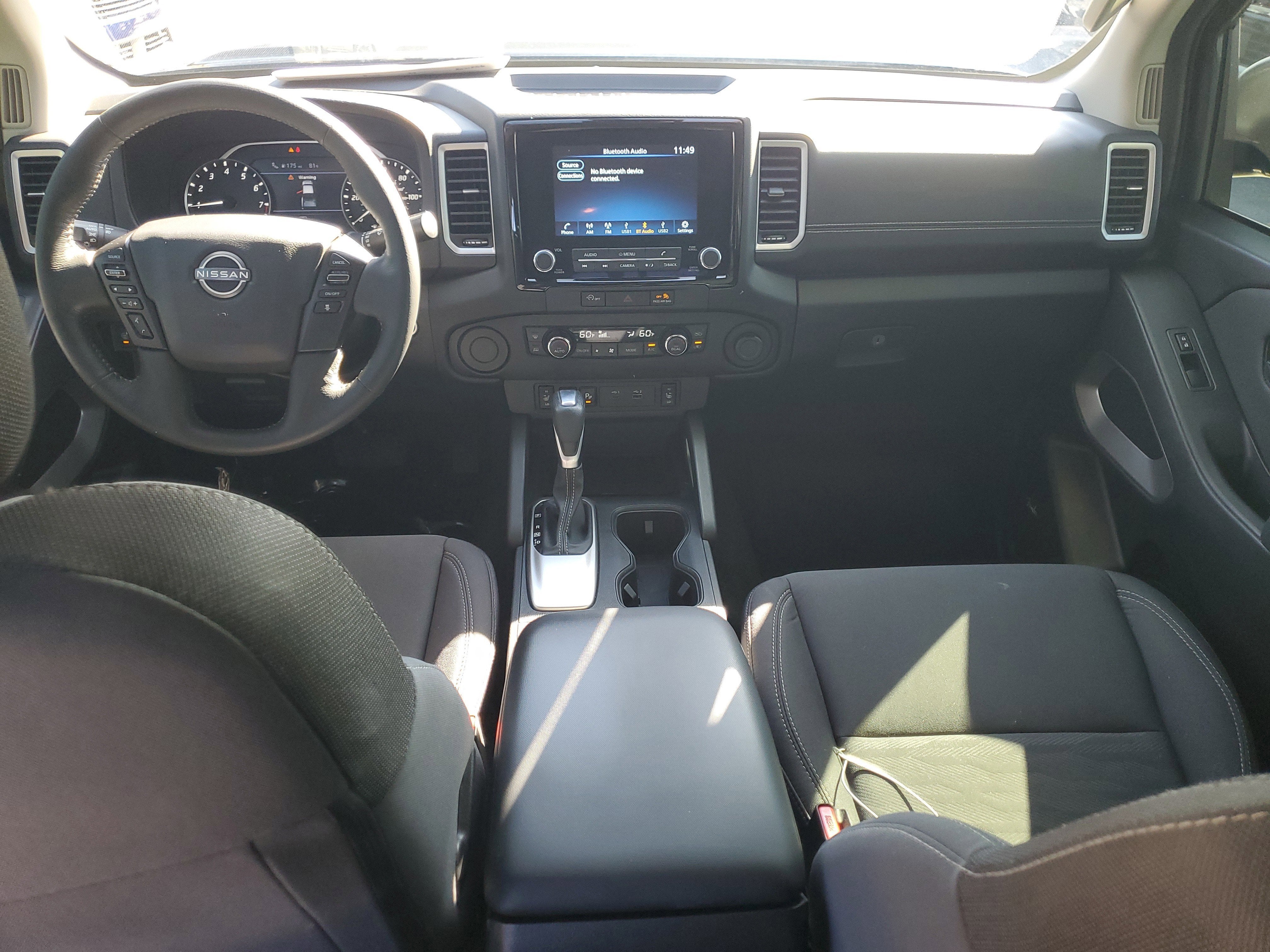 2024 Nissan Frontier SV