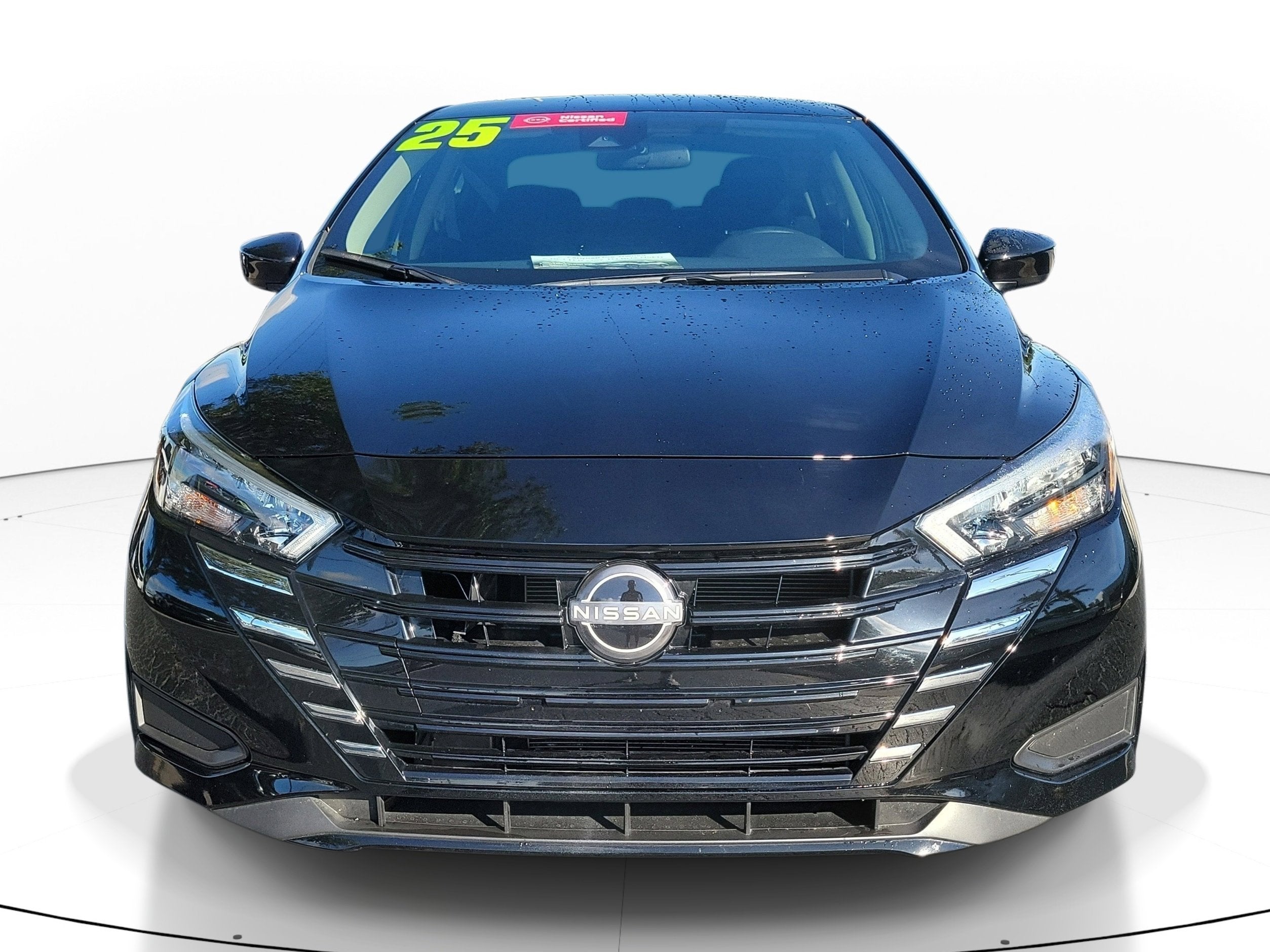 2025 Nissan Versa SV