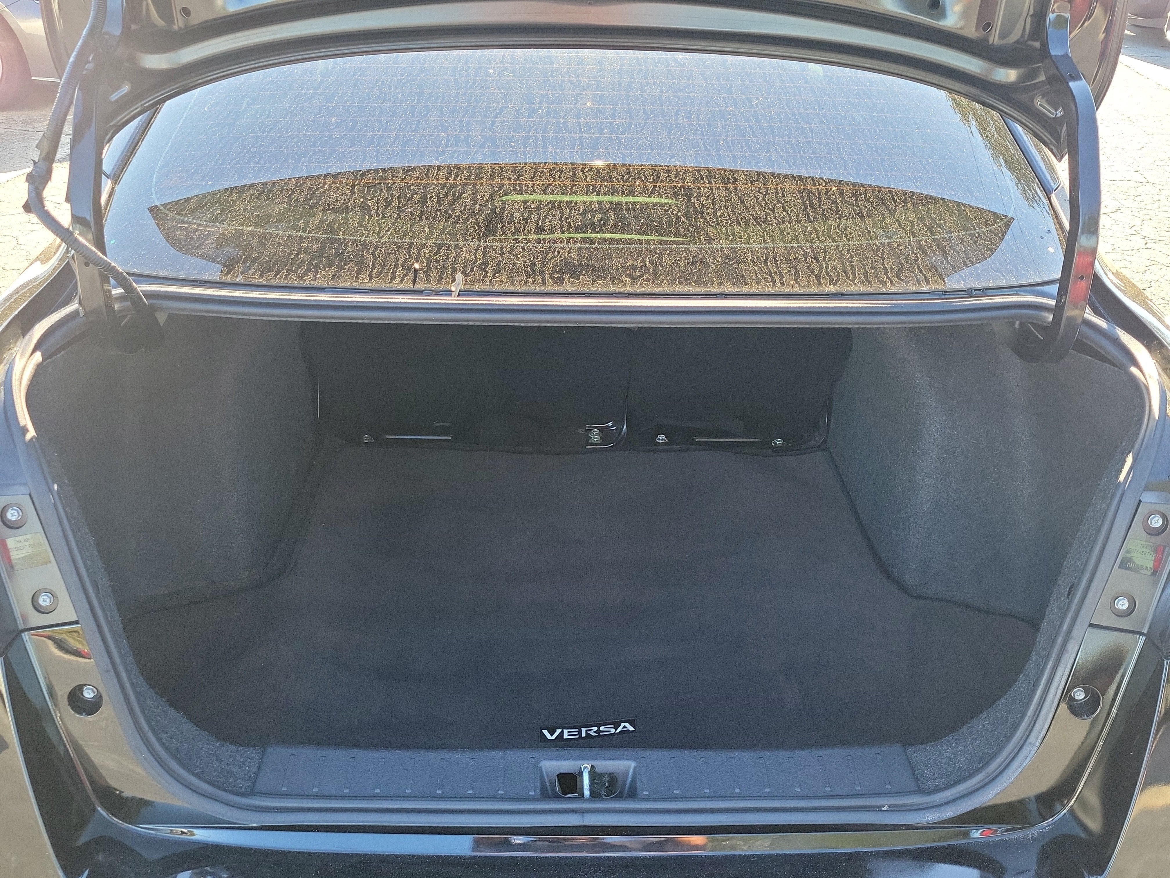 2023 Nissan Versa SV