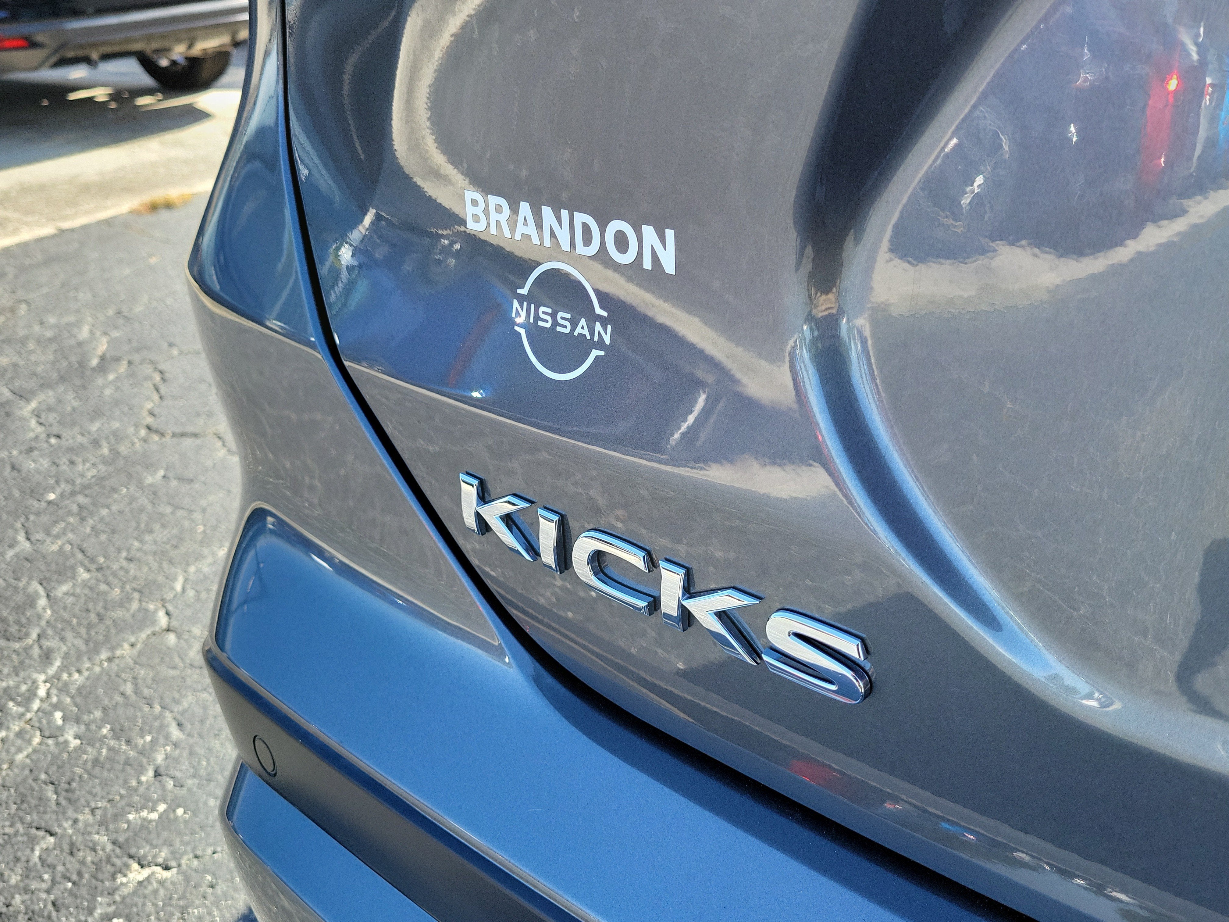 2025 Nissan Kicks Play S