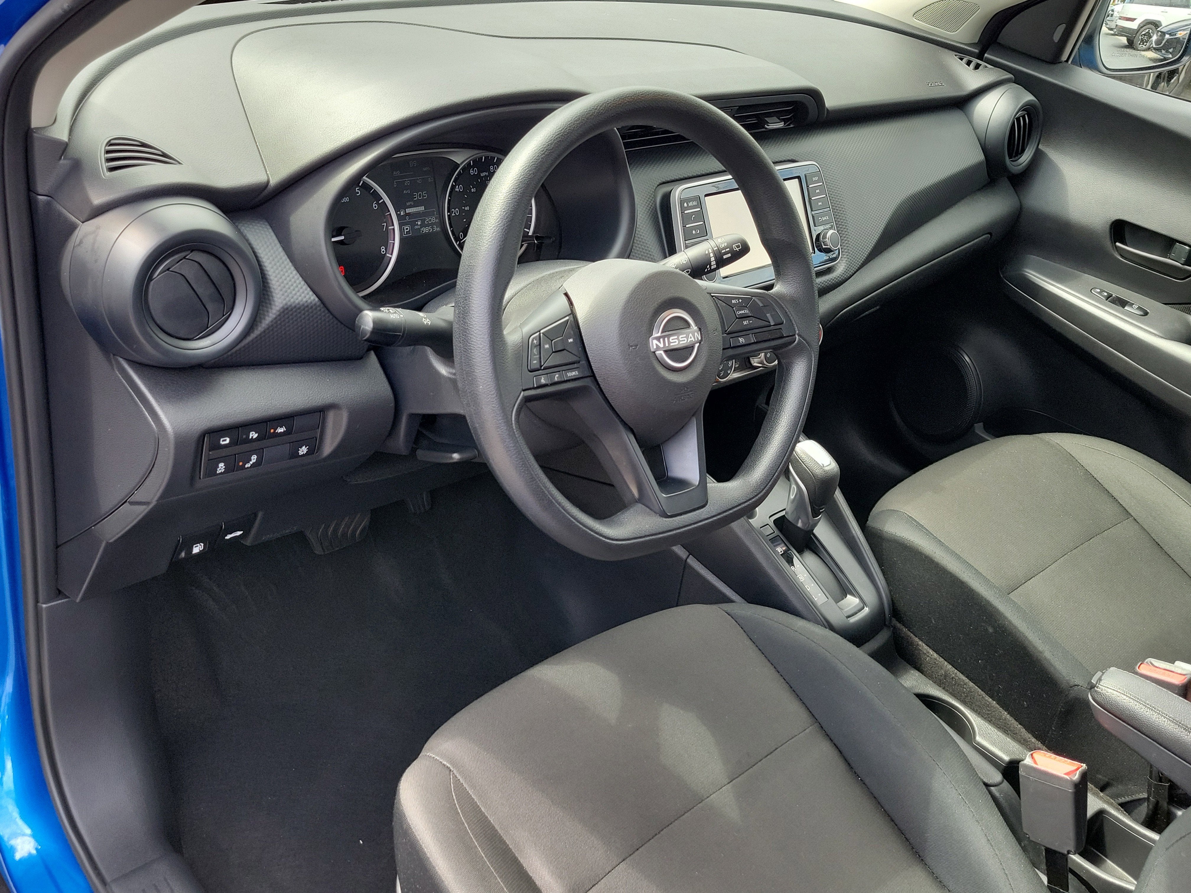 2024 Nissan Kicks S