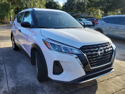 2025 Nissan Kicks Play S