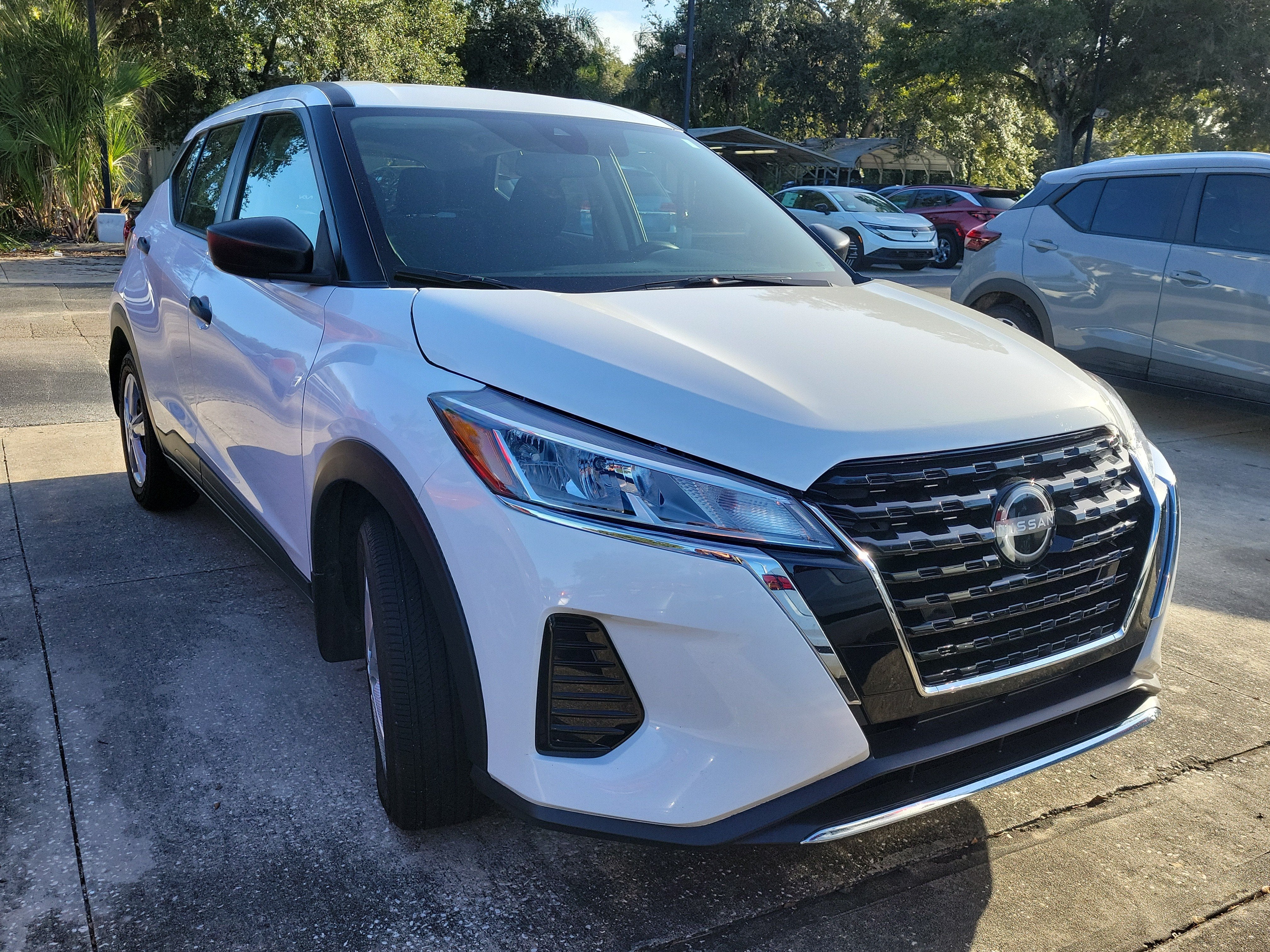 2025 Nissan Kicks Play S