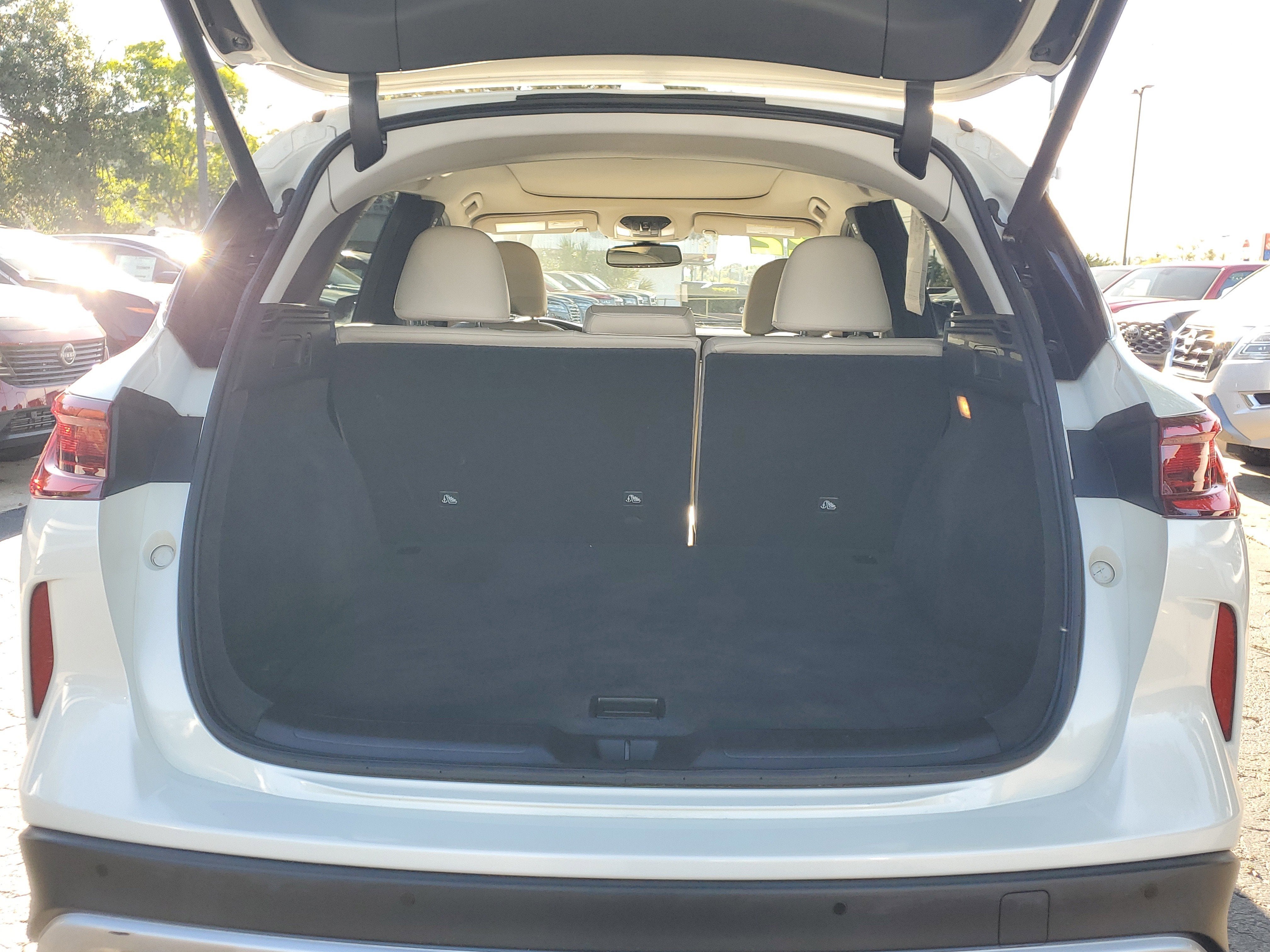 2022 INFINITI QX50 LUXE