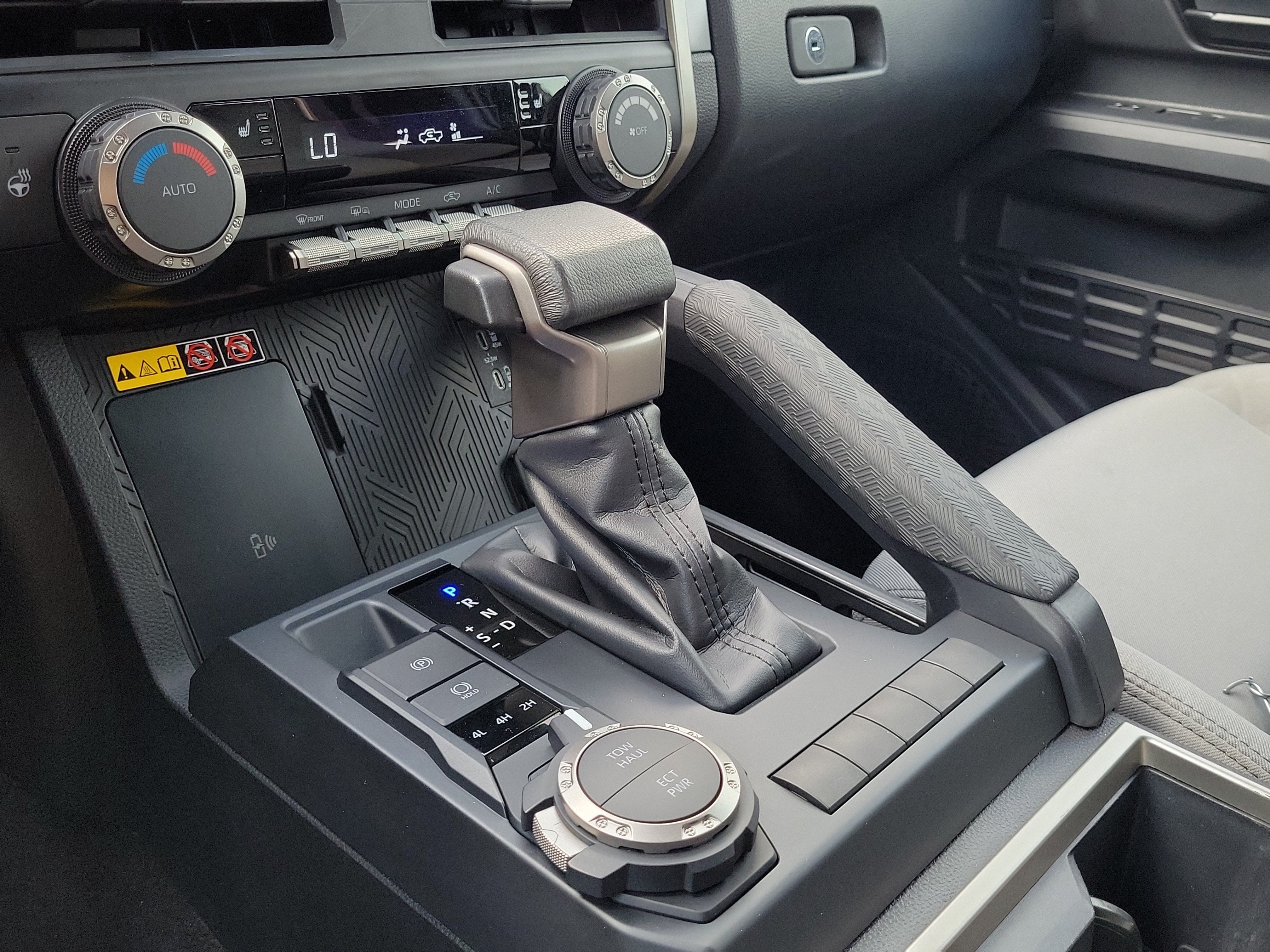 2024 Toyota Tacoma 4WD SR5