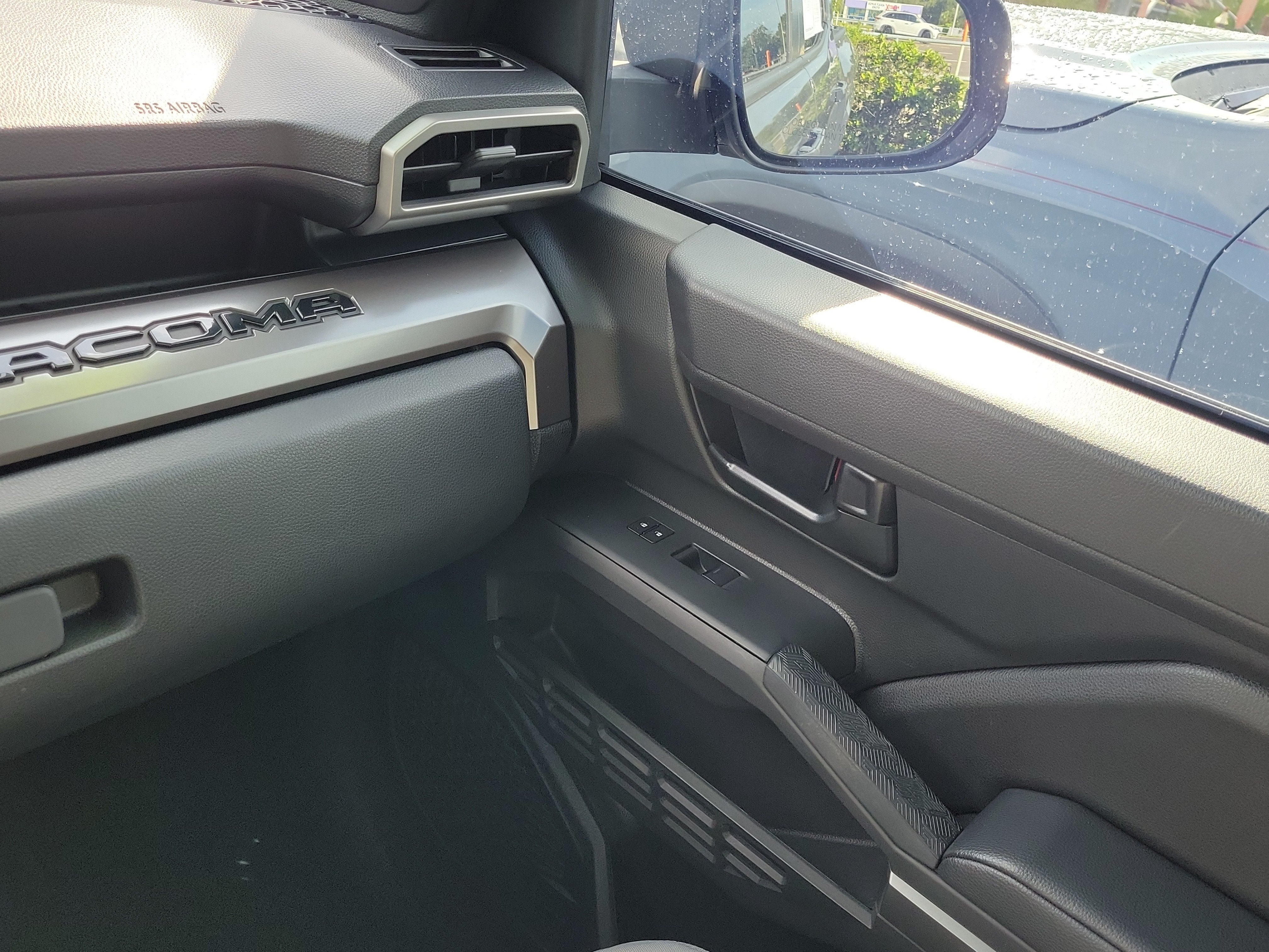 2024 Toyota Tacoma 4WD SR5