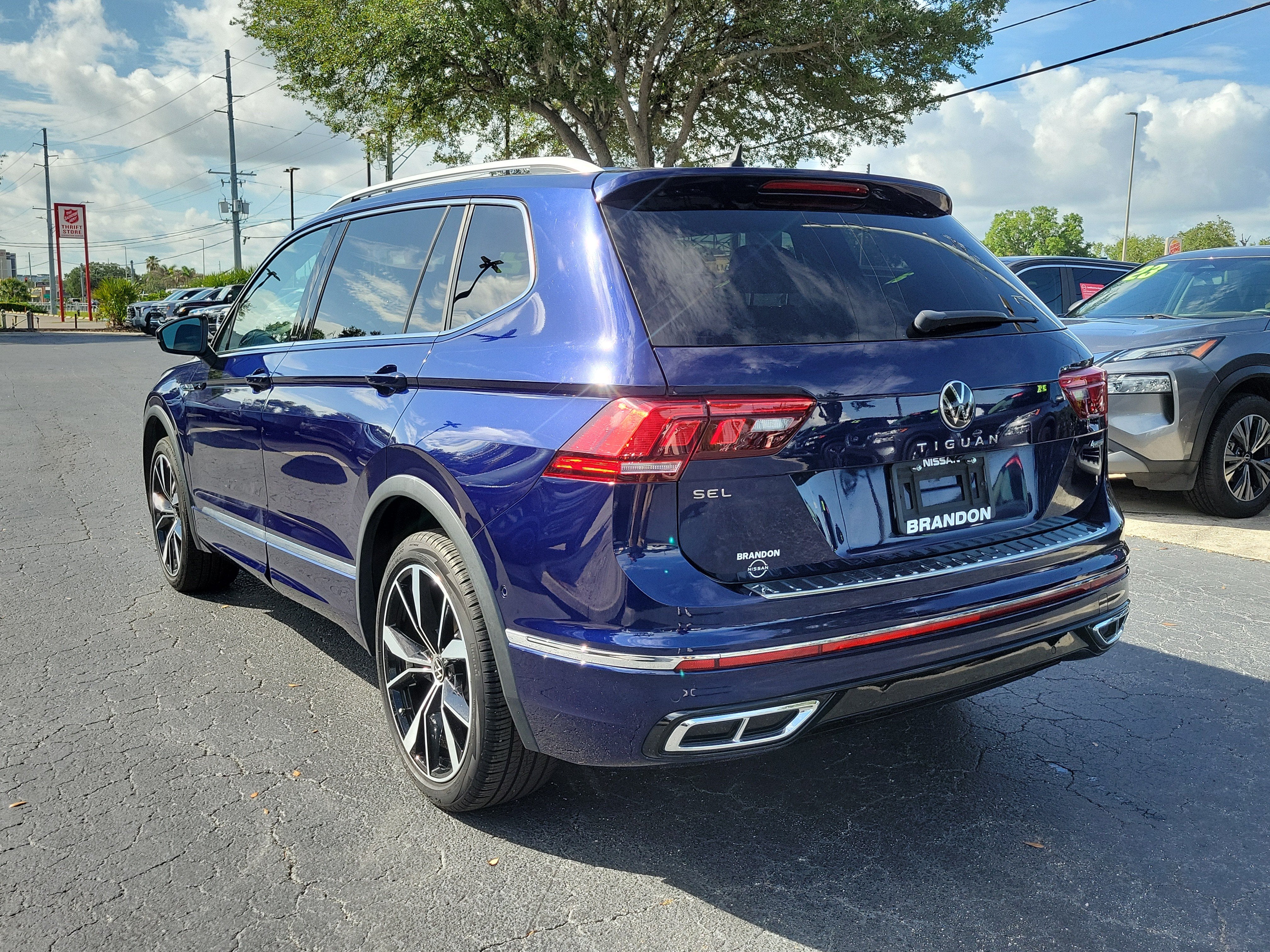 2022 Volkswagen Tiguan SEL R-Line