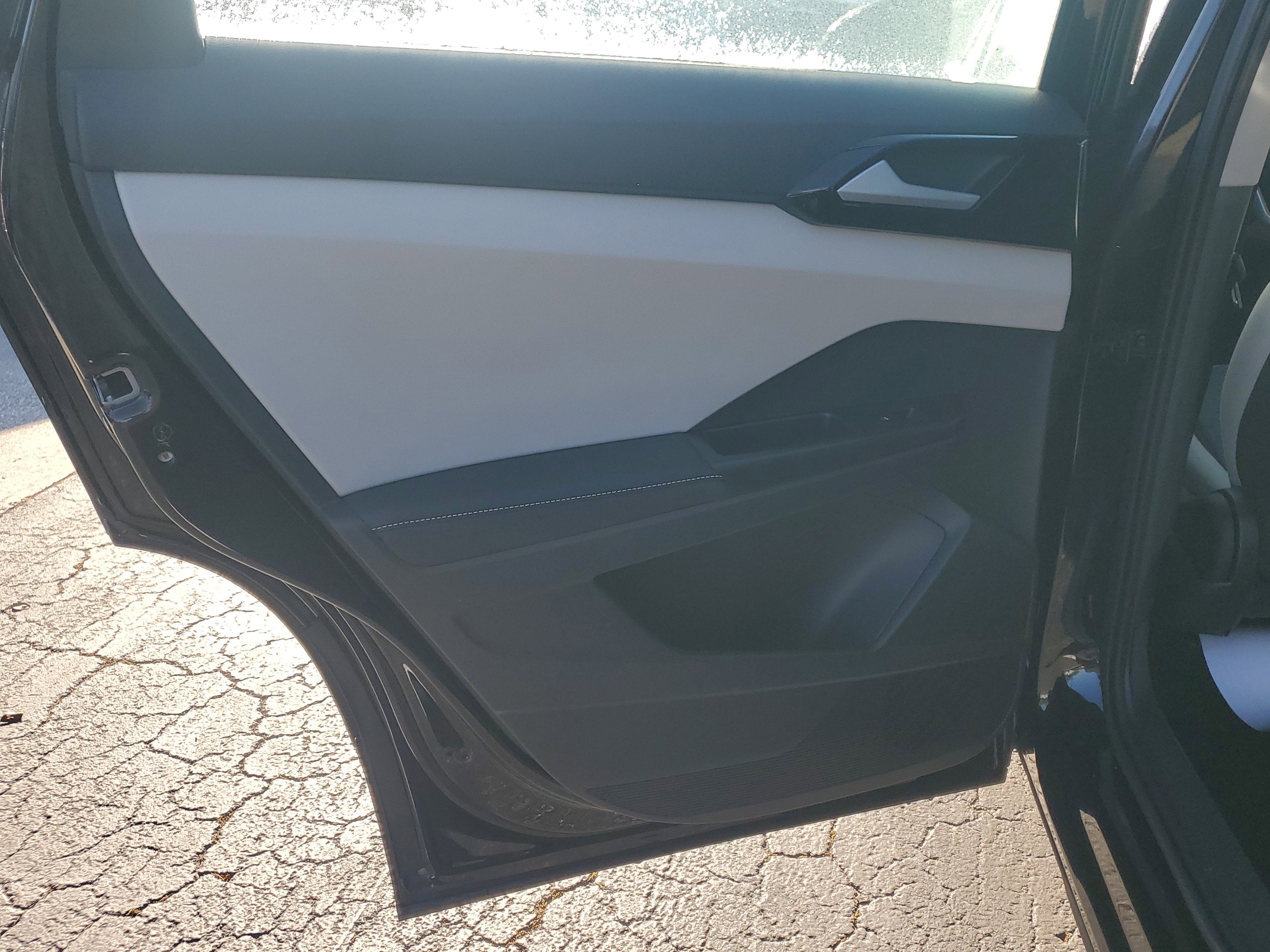 2025 Volkswagen Taos S