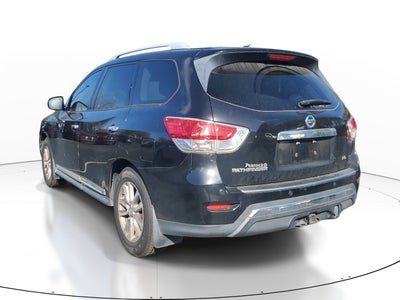 2016 Nissan Pathfinder SL