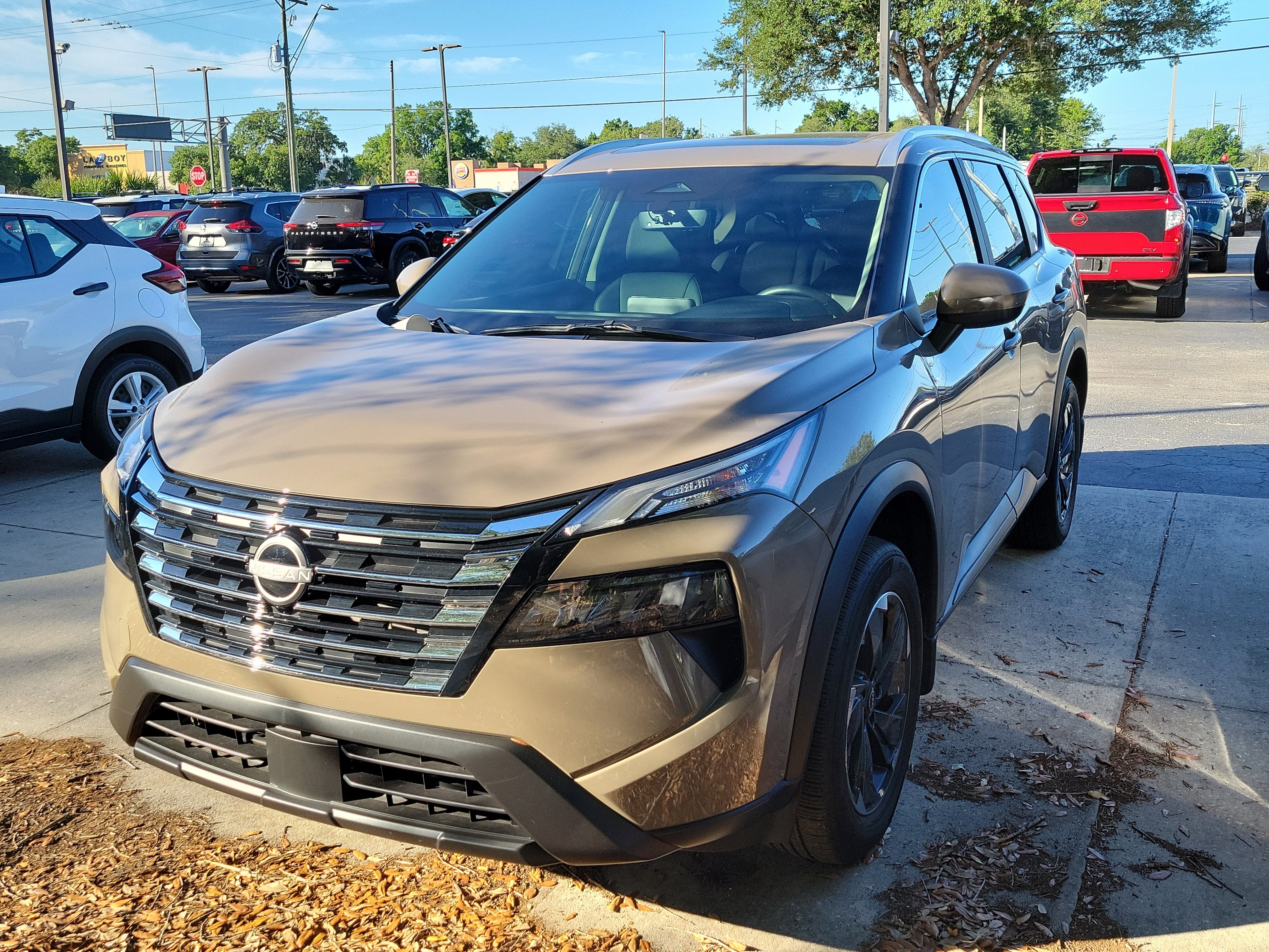 2025 Nissan Rogue SV