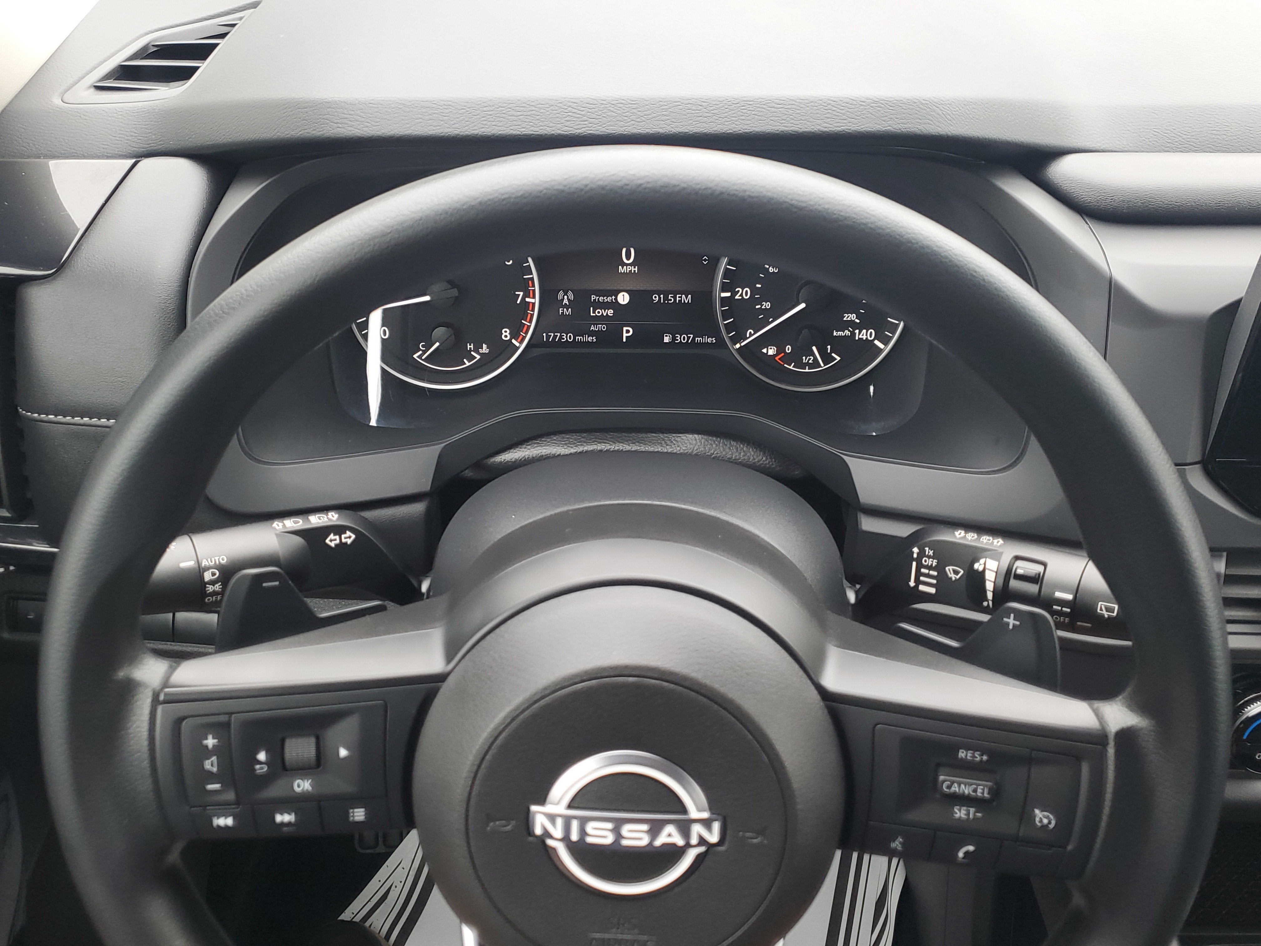 2025 Nissan Pathfinder S