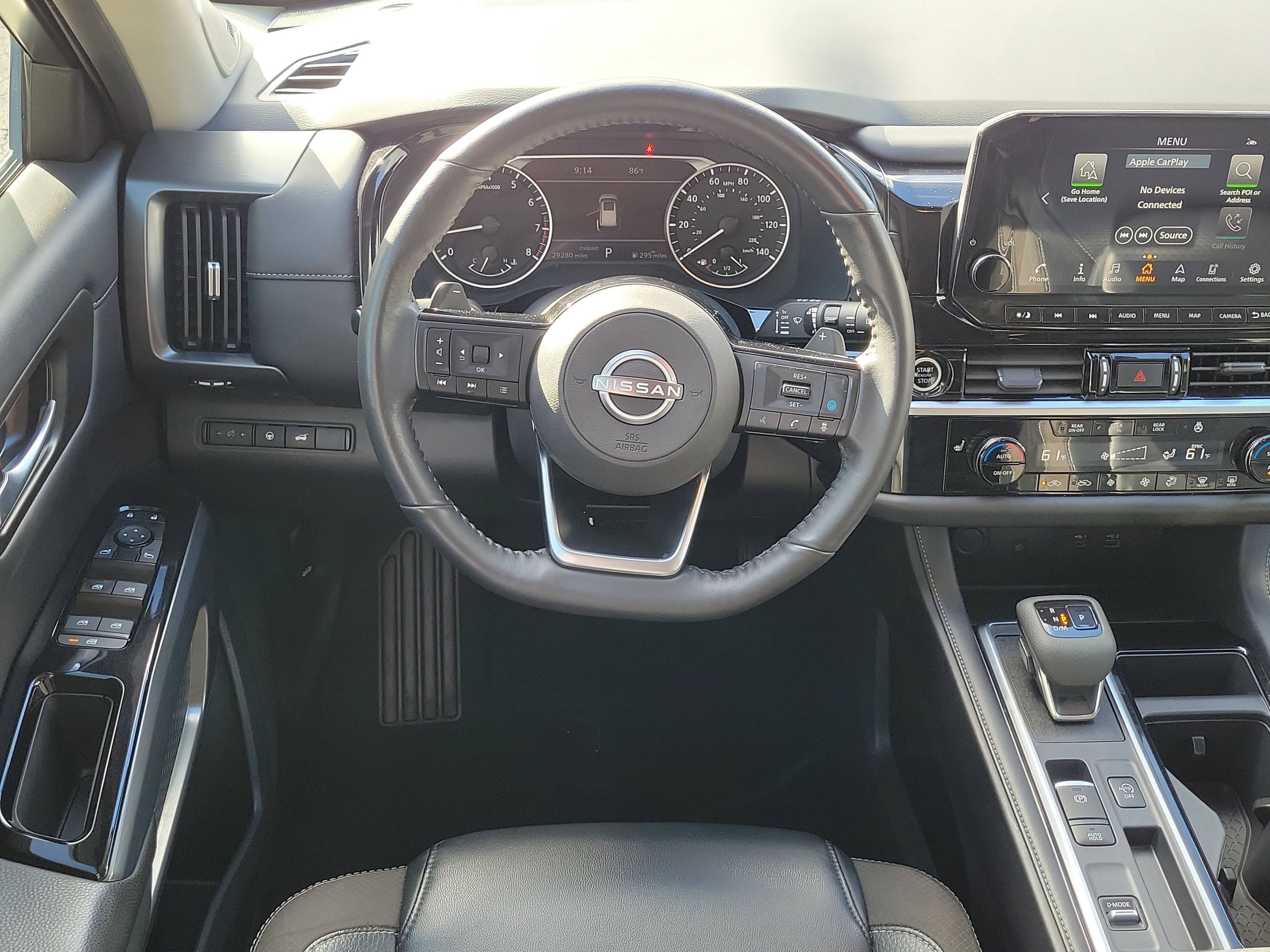 2024 Nissan Pathfinder SL