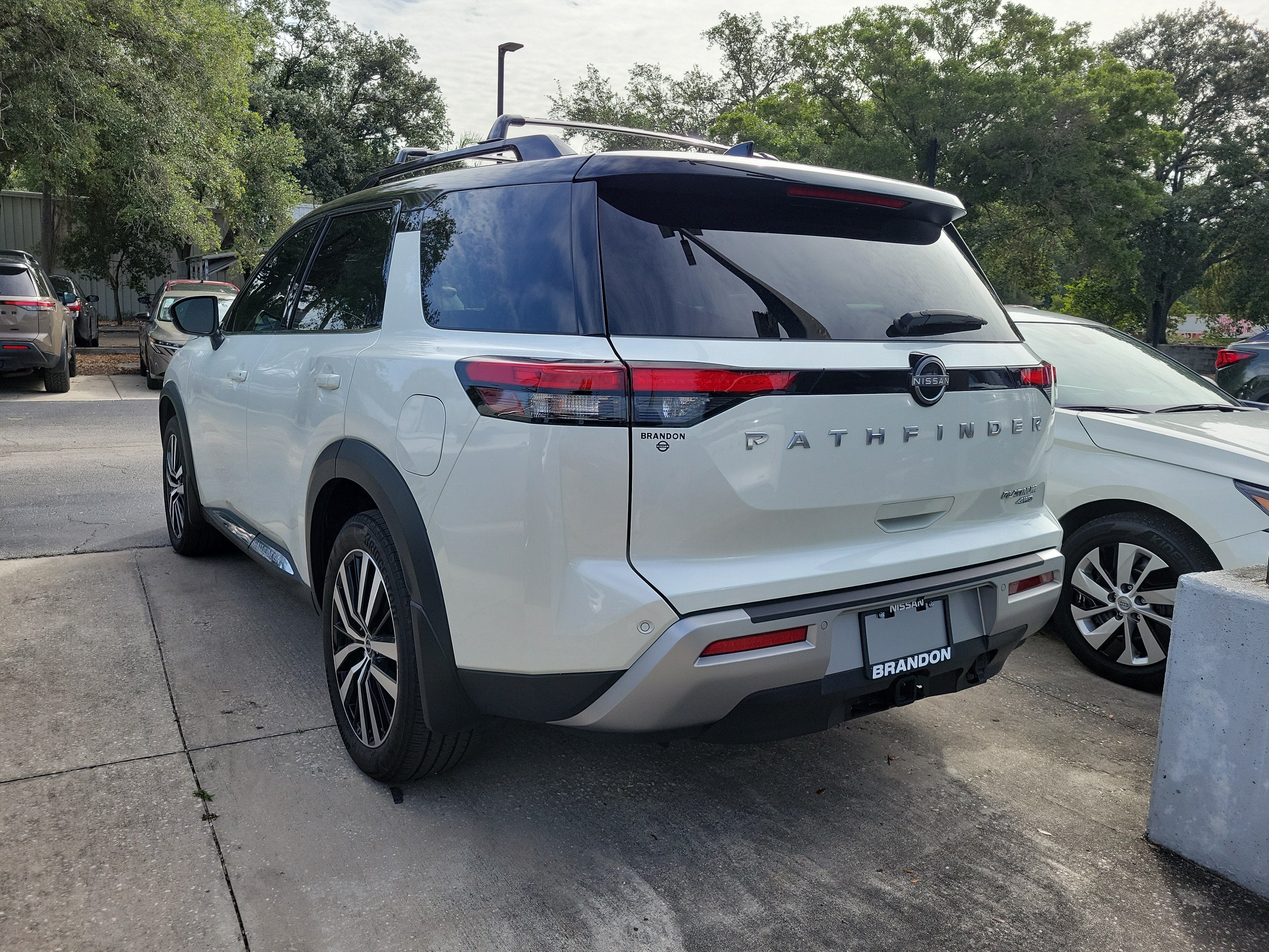 2024 Nissan Pathfinder Platinum