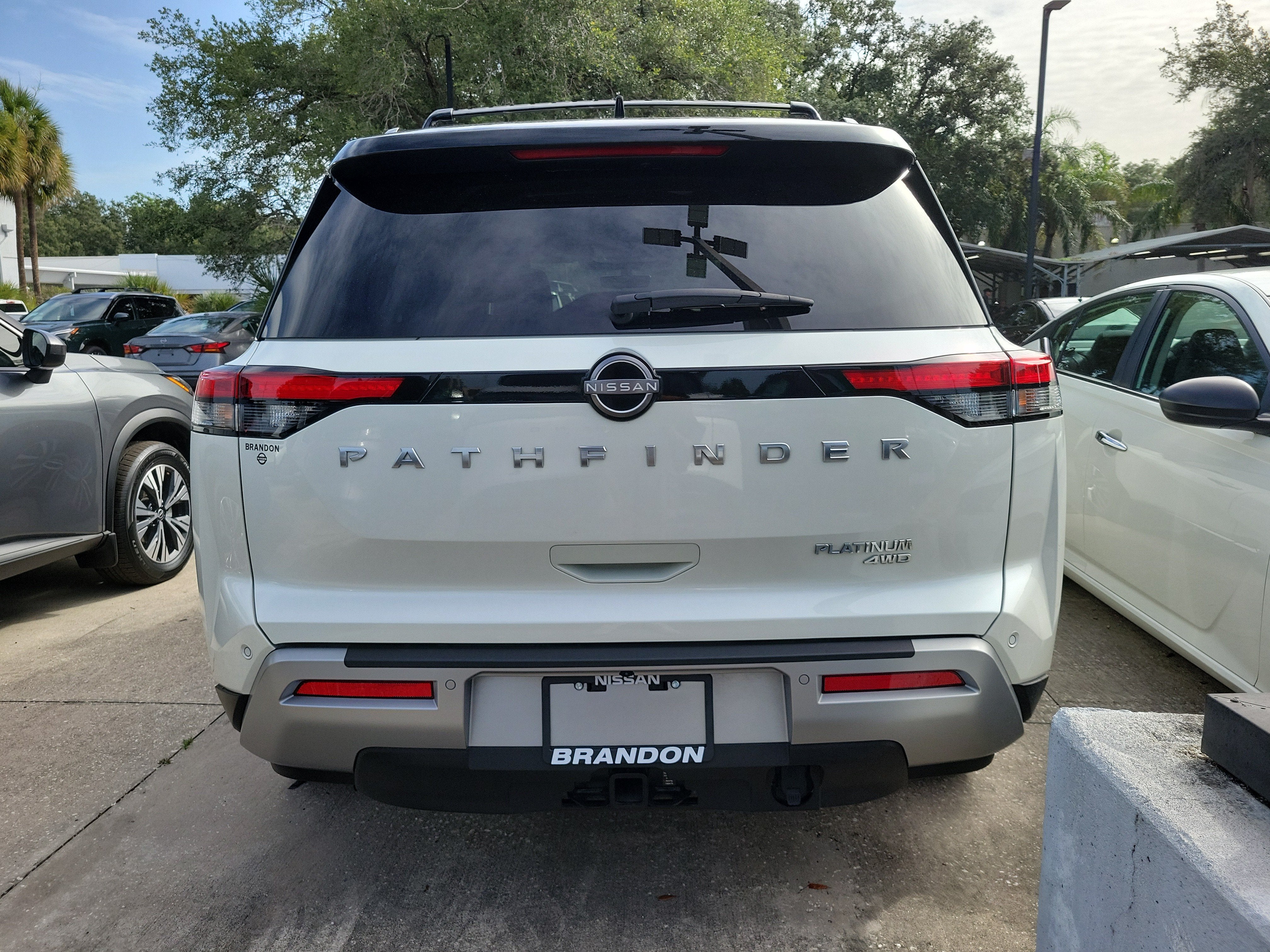 2024 Nissan Pathfinder Platinum