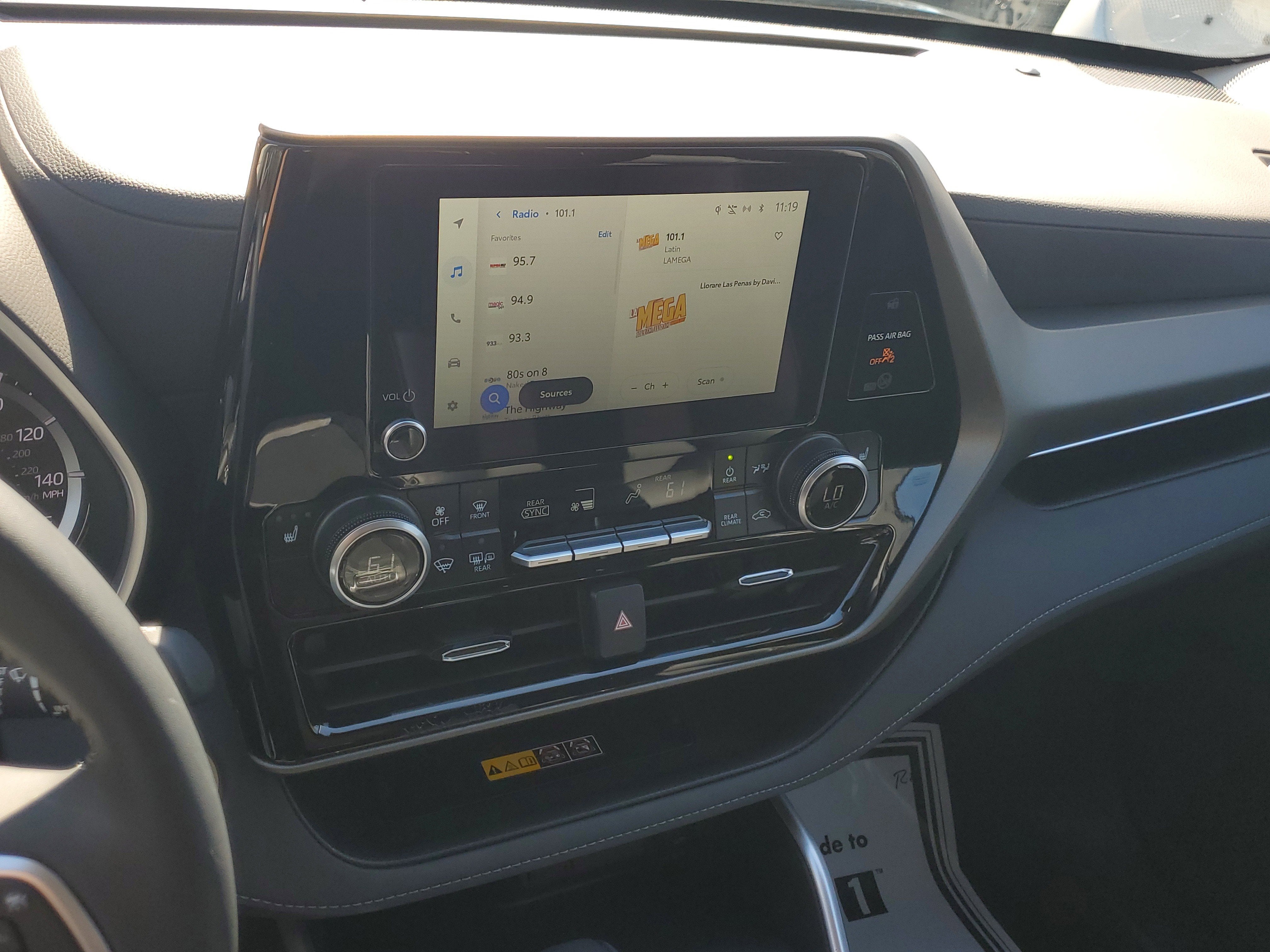 2026 Toyota Highlander XLE