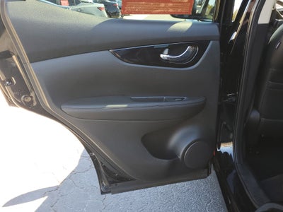 2022 Nissan Rogue Sport SV