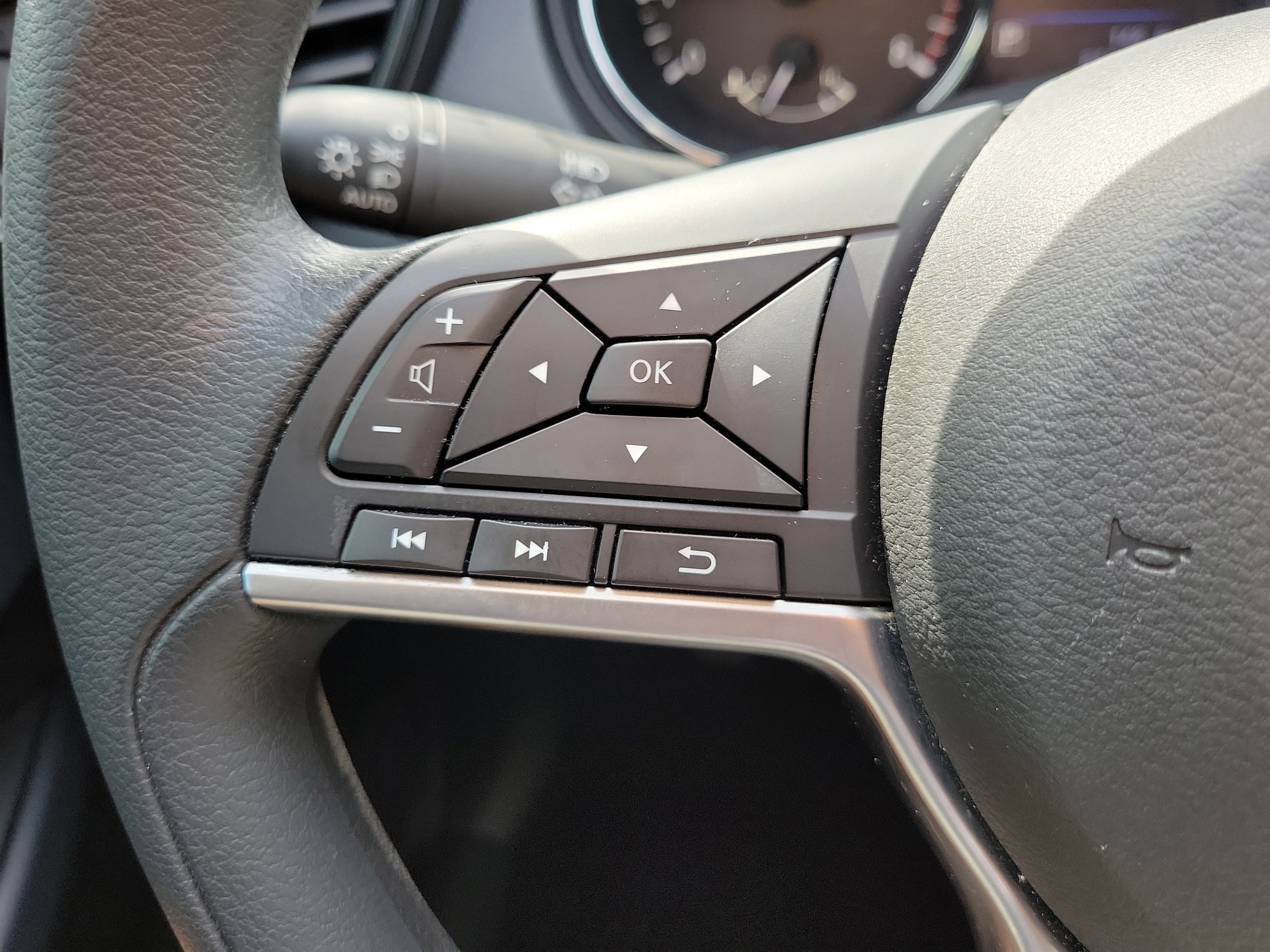 2020 Nissan Rogue Sport S