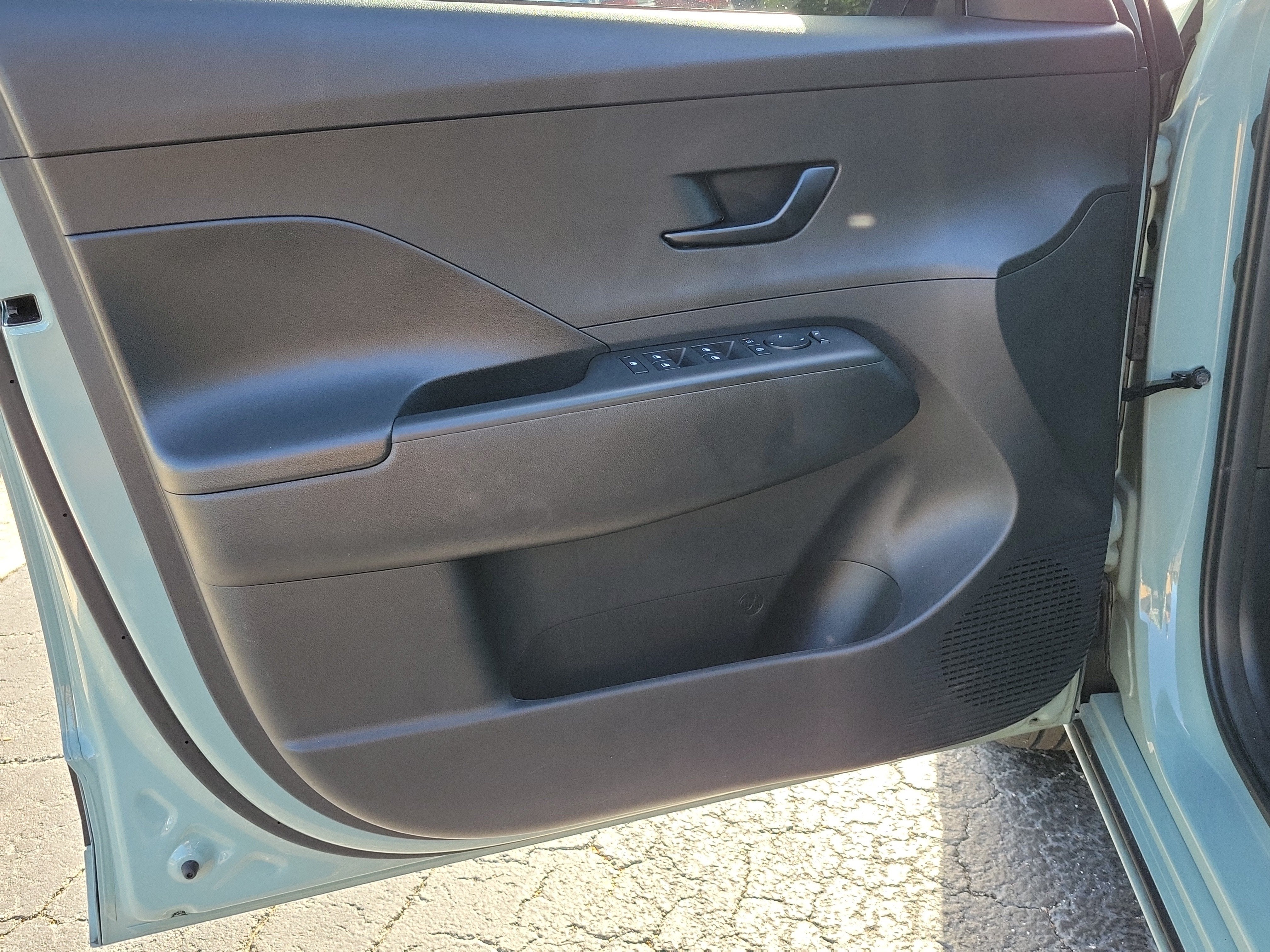 2024 Hyundai Kona Electric SEL