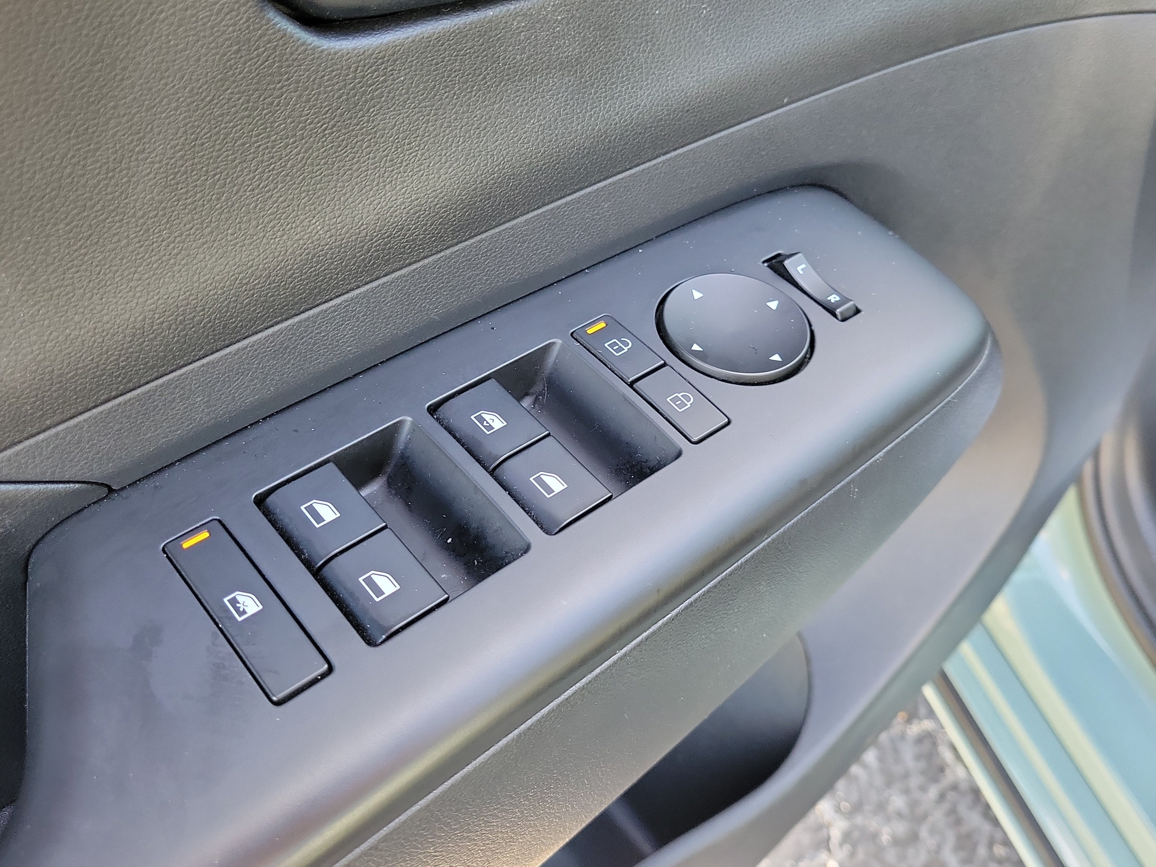 2024 Hyundai Kona Electric SEL