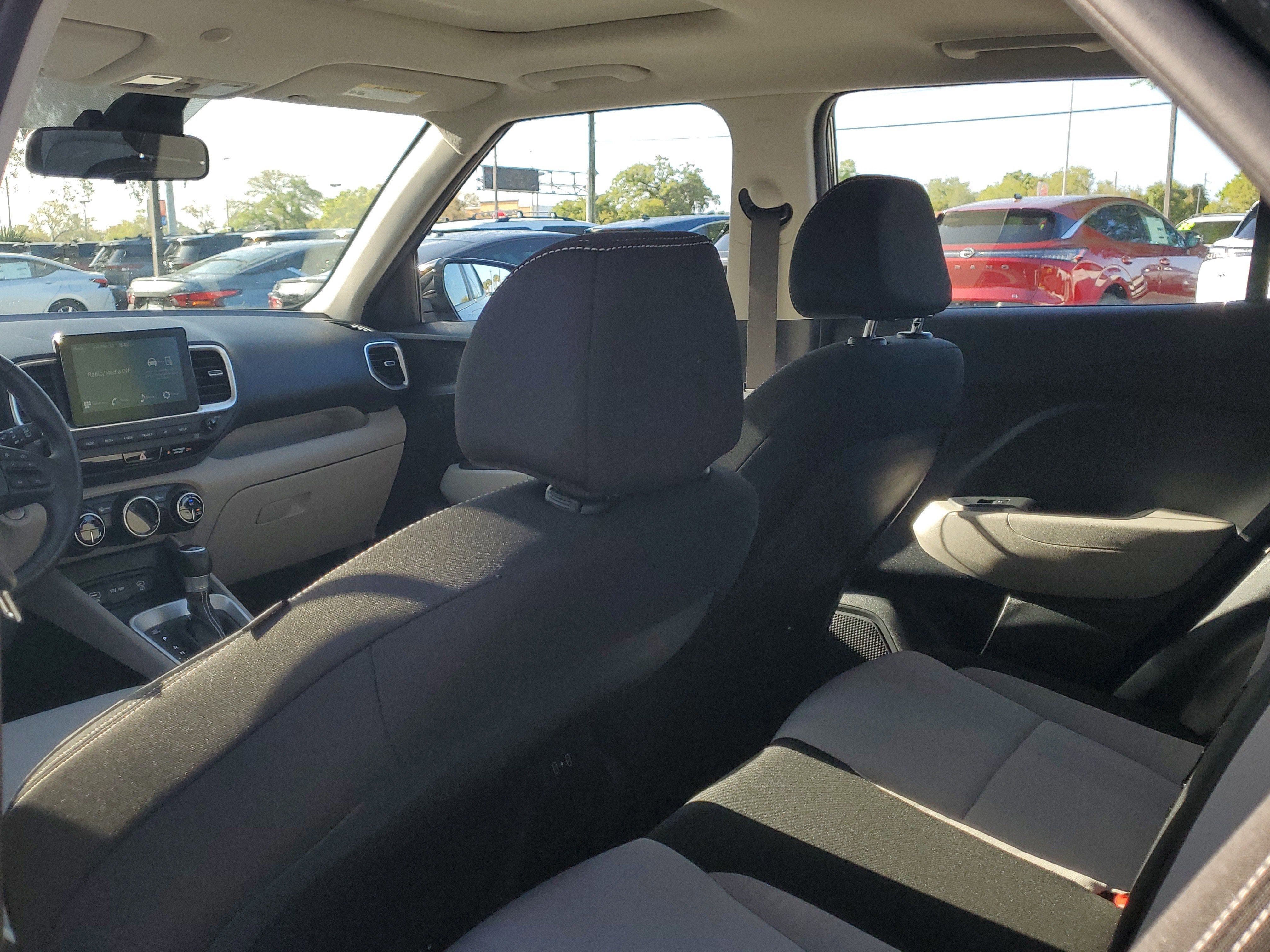 2025 Hyundai Venue SEL