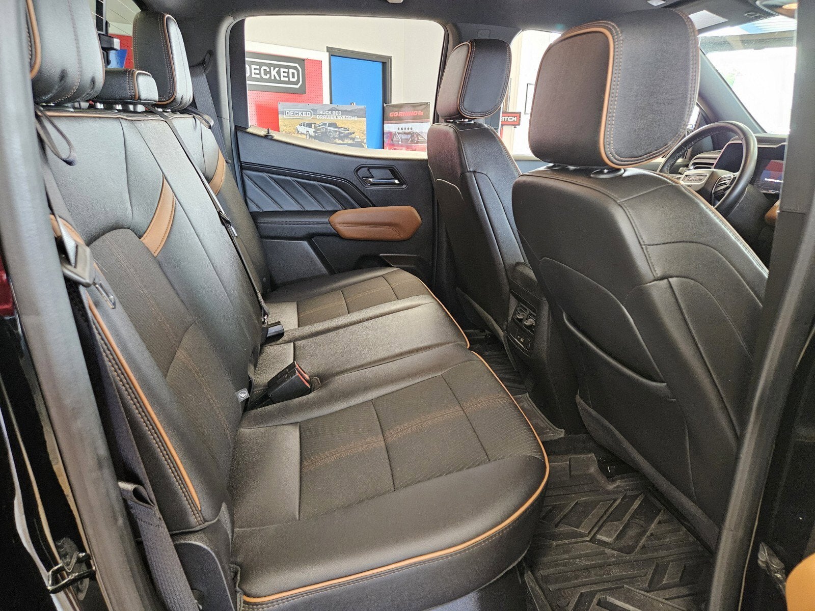 2023 GMC Canyon 4WD AT4