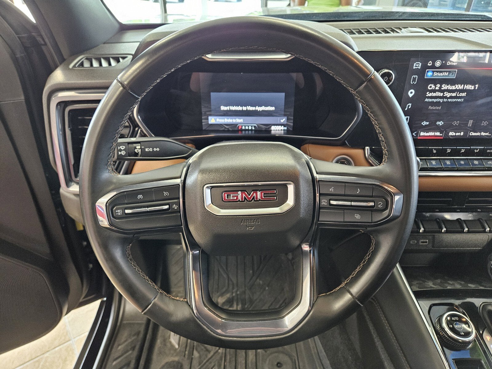 2023 GMC Canyon 4WD AT4