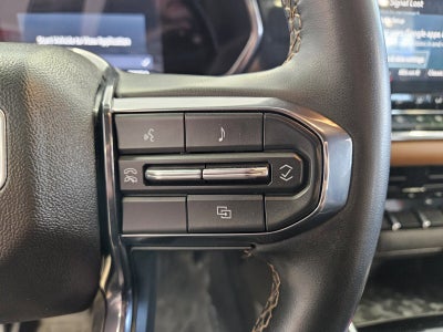 2023 GMC Canyon 4WD AT4