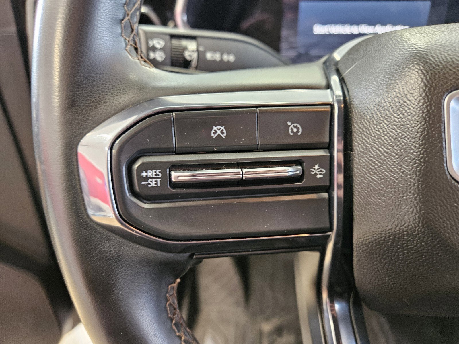 2023 GMC Canyon 4WD AT4