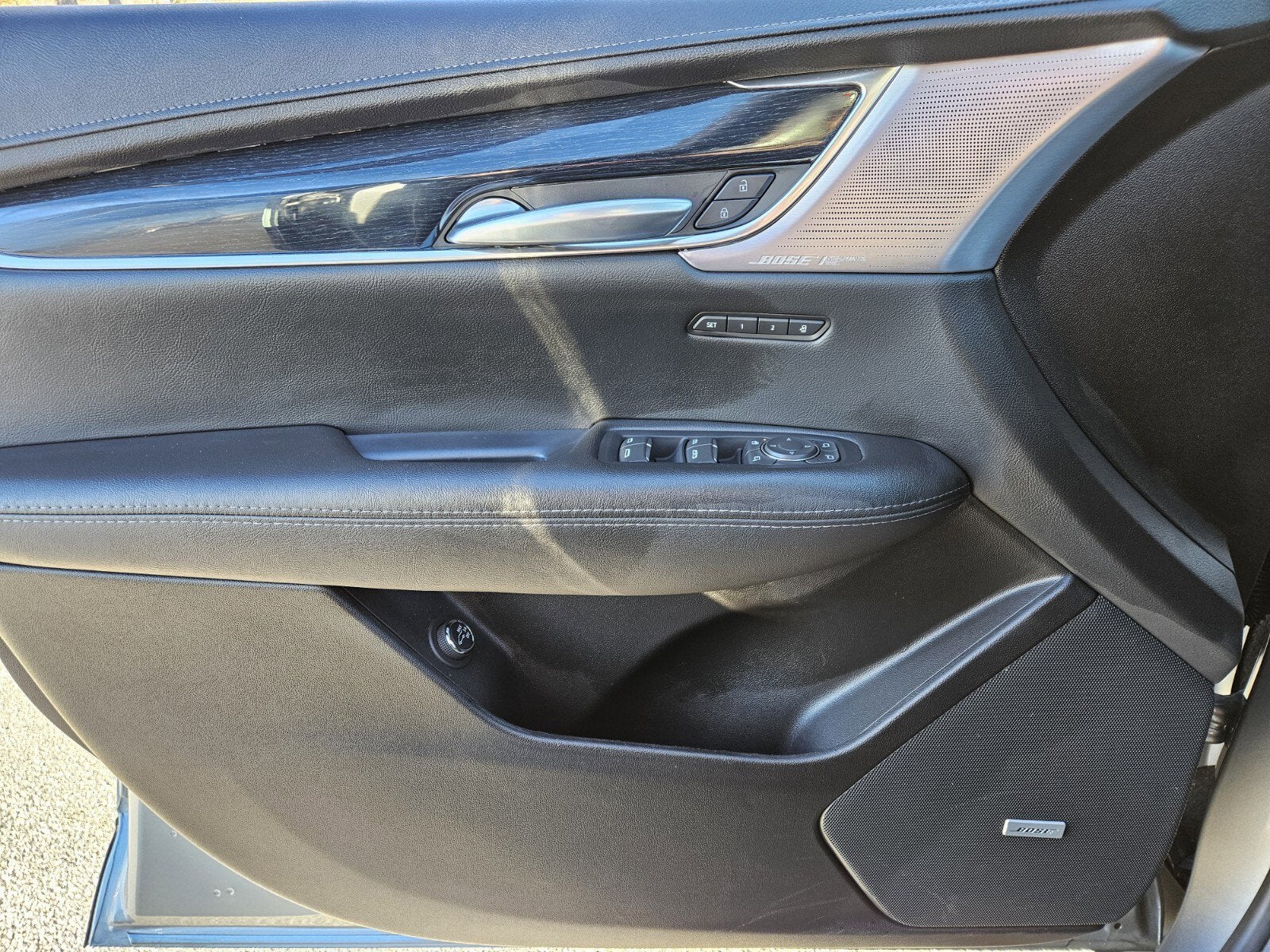 2025 Cadillac XT5 FWD Premium Luxury