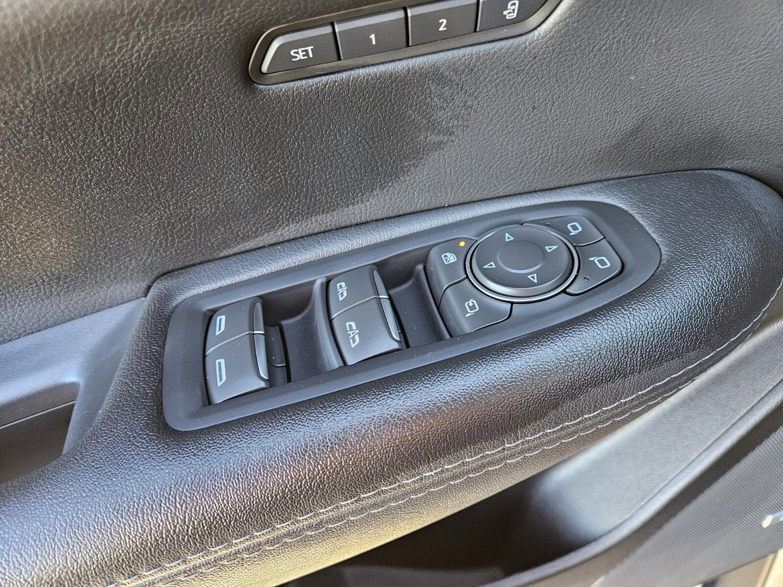 2025 Cadillac XT5 FWD Premium Luxury