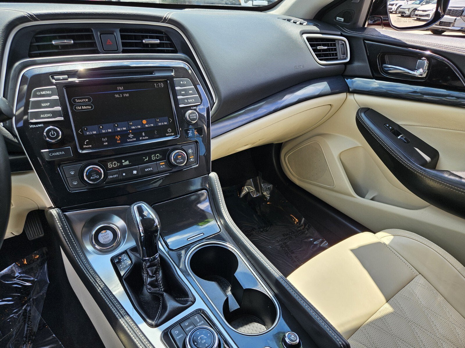 2023 Nissan Maxima Platinum
