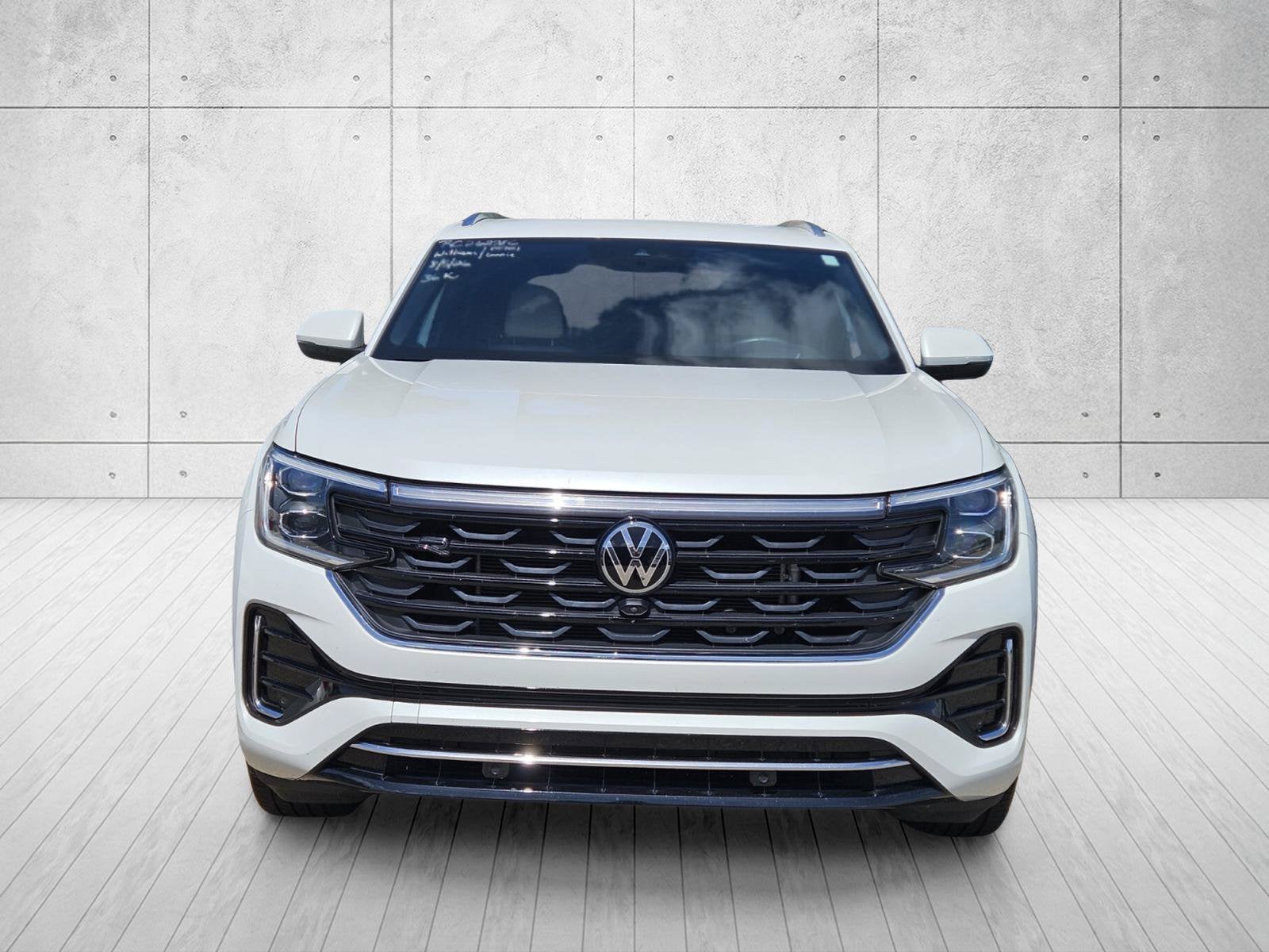2024 Volkswagen Atlas Cross Sport 2.0T SEL Premium R-Line