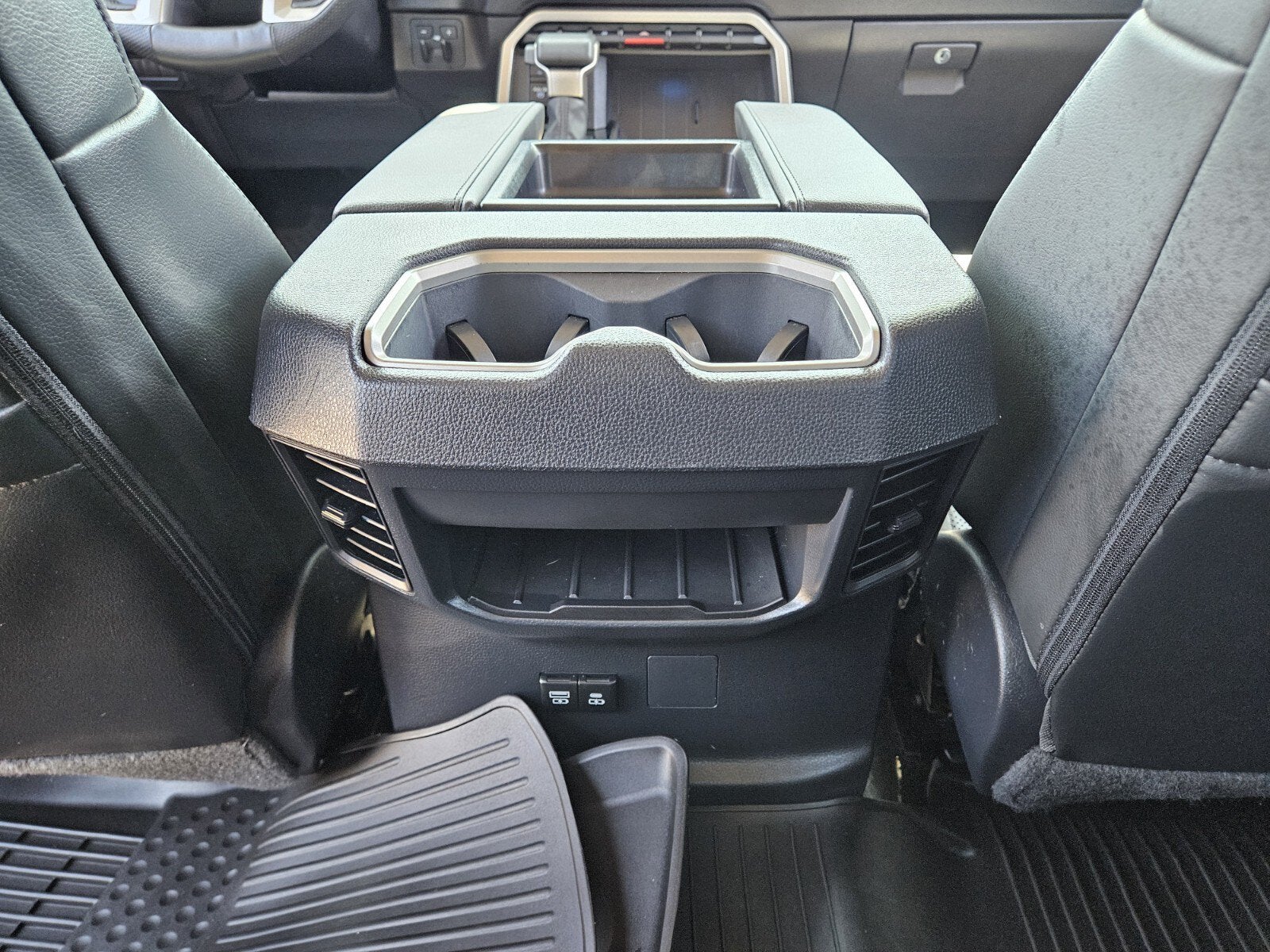2024 Toyota Tundra 4WD SR5