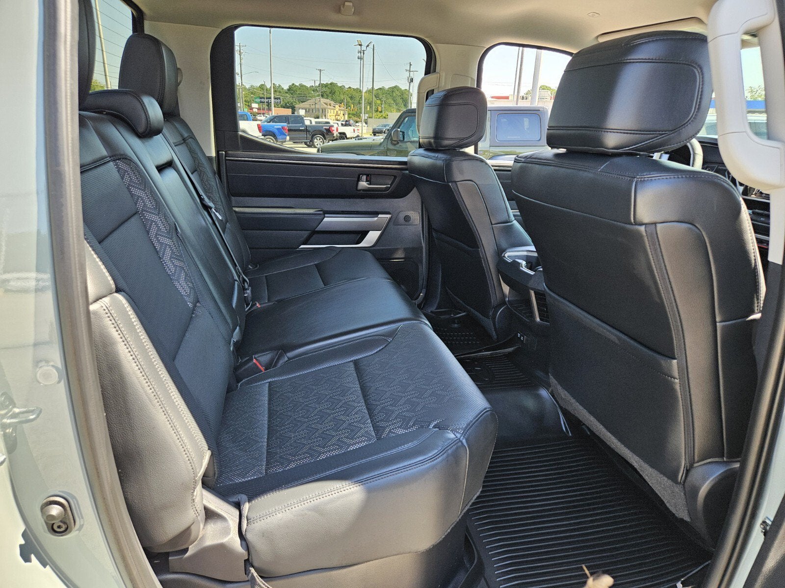 2024 Toyota Tundra 4WD SR5