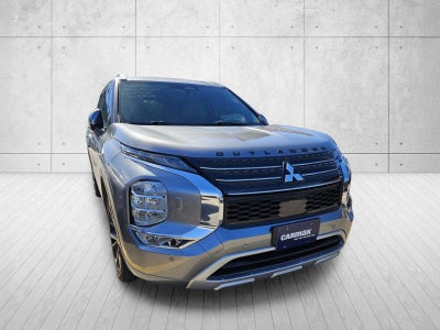 2023 Mitsubishi Outlander SEL