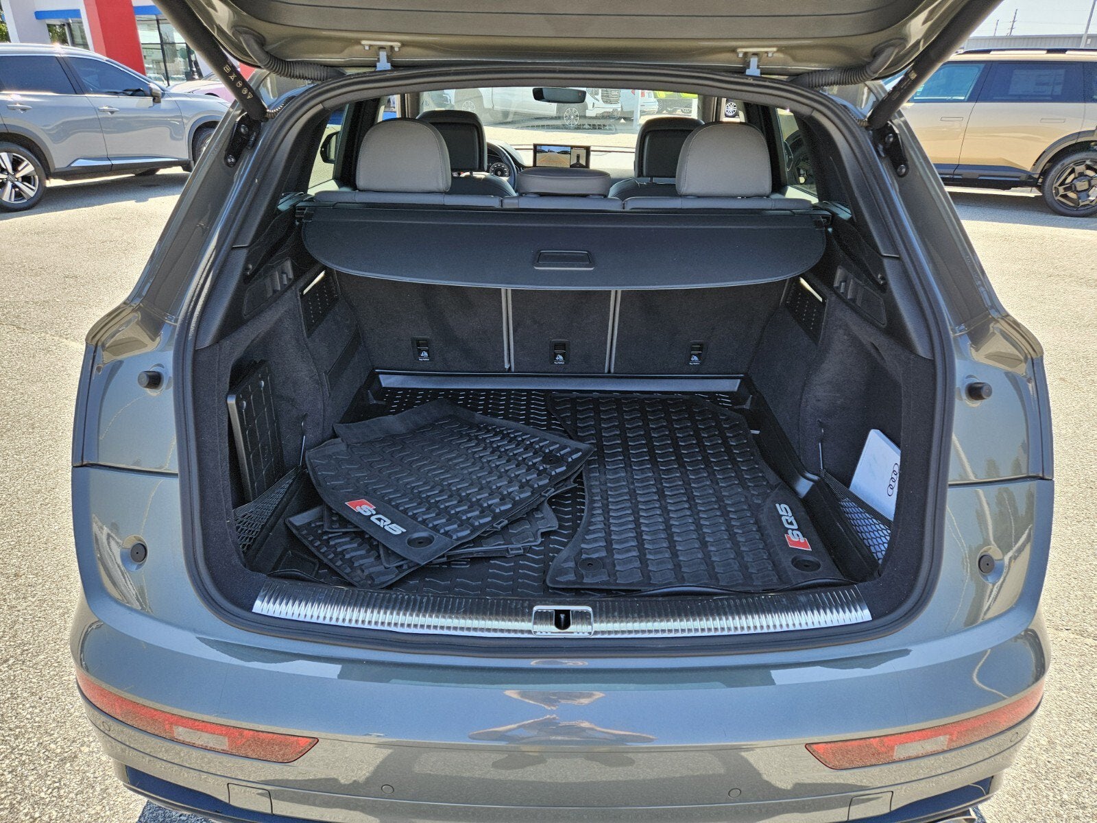2024 Audi SQ5 Premium Plus